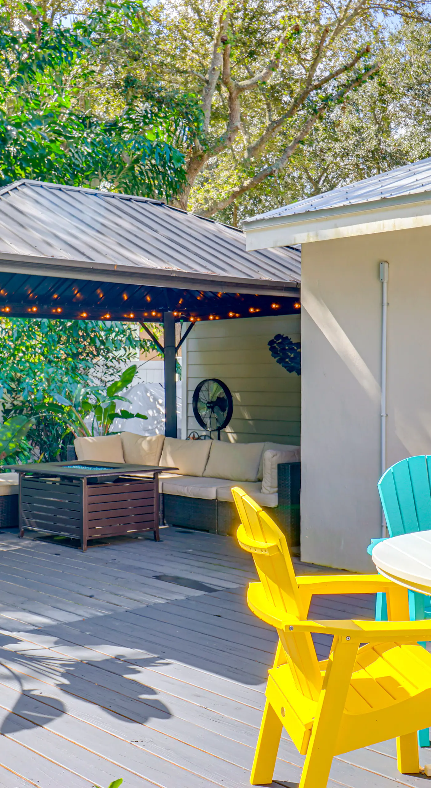 5 Mi to Vero Beach: Vintage Home w/ Sauna & Grill!