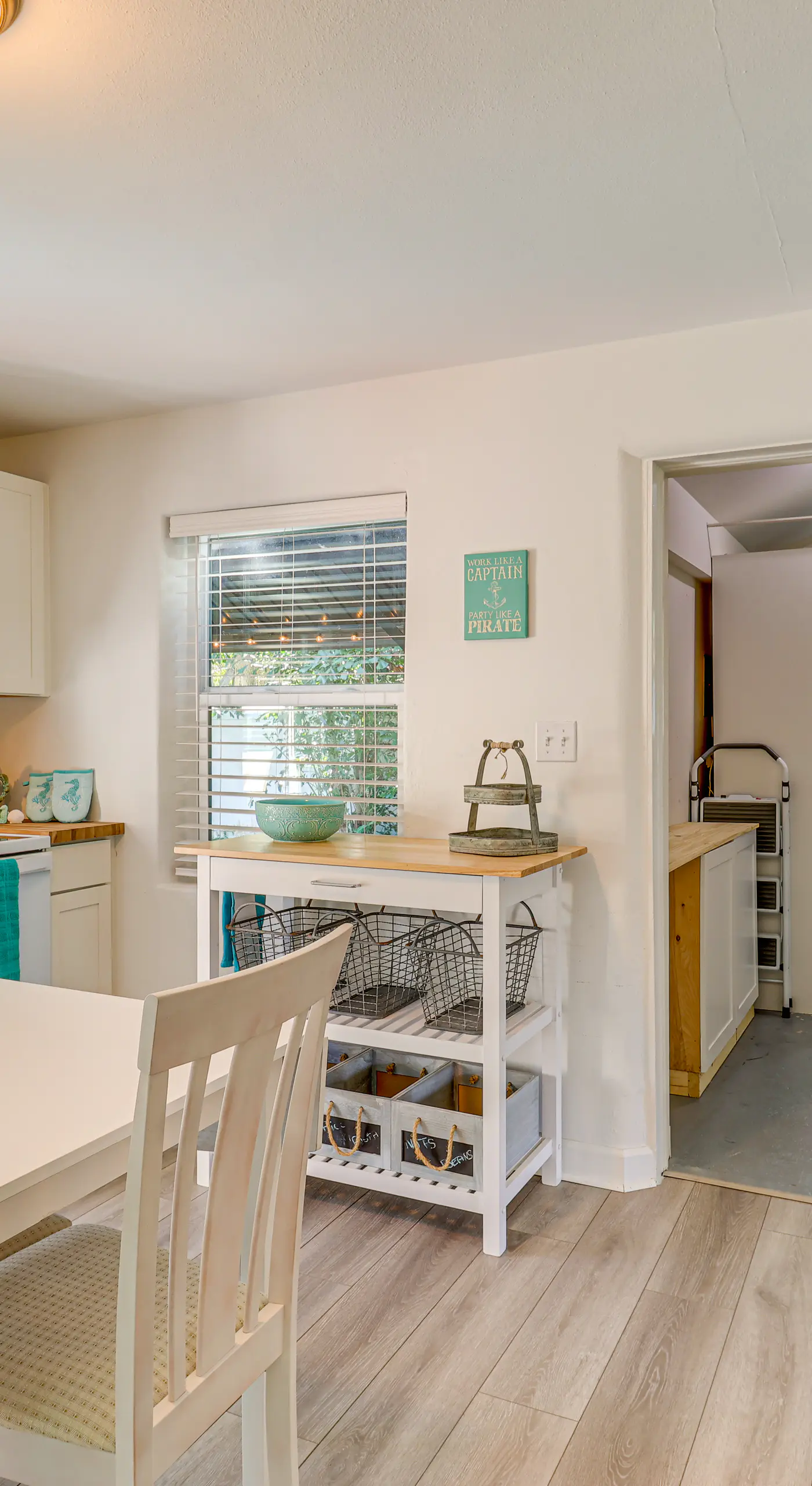 5 Mi to Vero Beach: Vintage Home w/ Sauna & Grill!