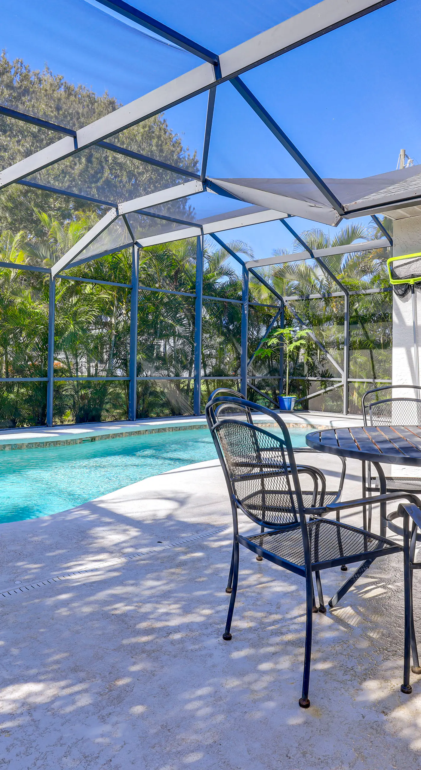 Close to Family Park: Home w/ Screened Lanai!