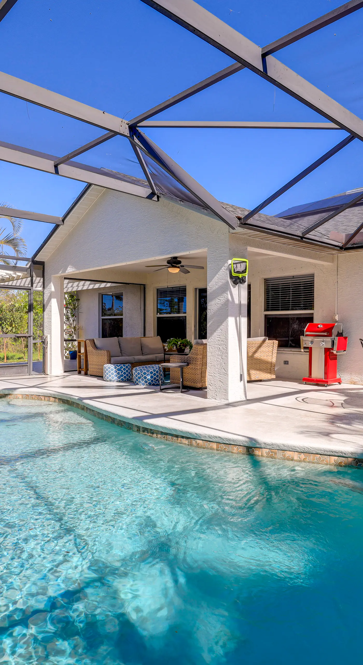 Close to Family Park: Home w/ Screened Lanai!
