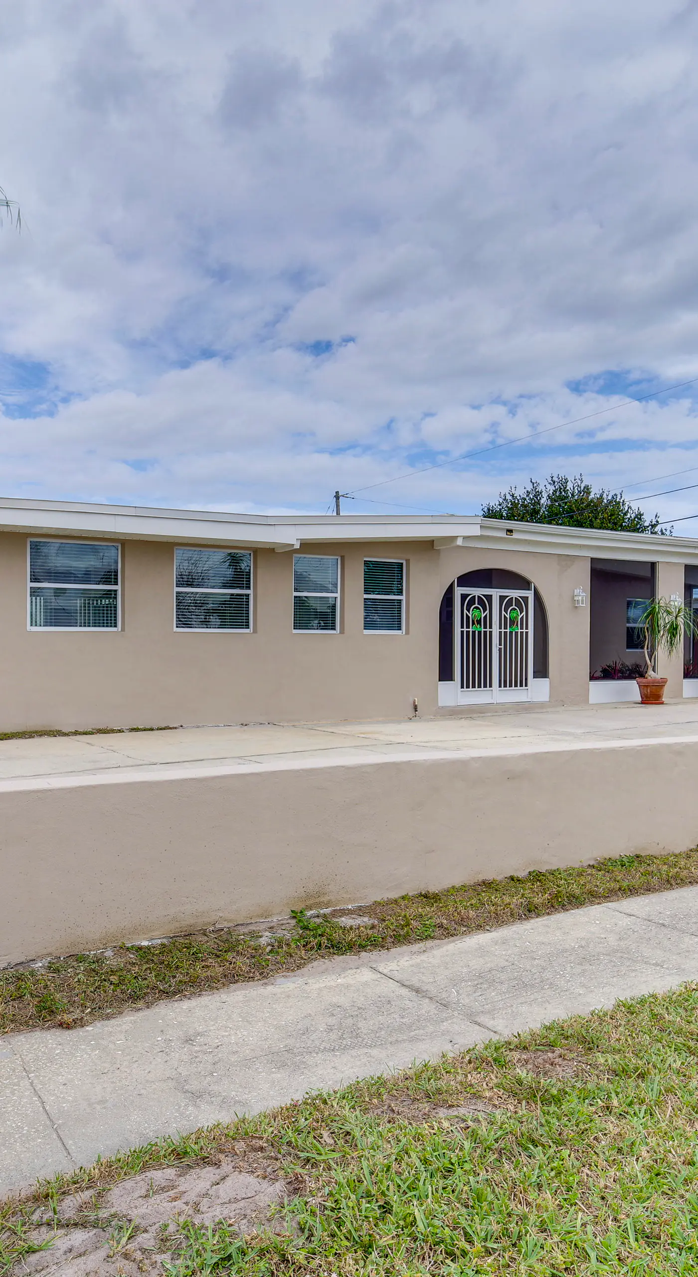 5 Mi to Beaches: Melbourne Duplex w/ Heated Pool!
