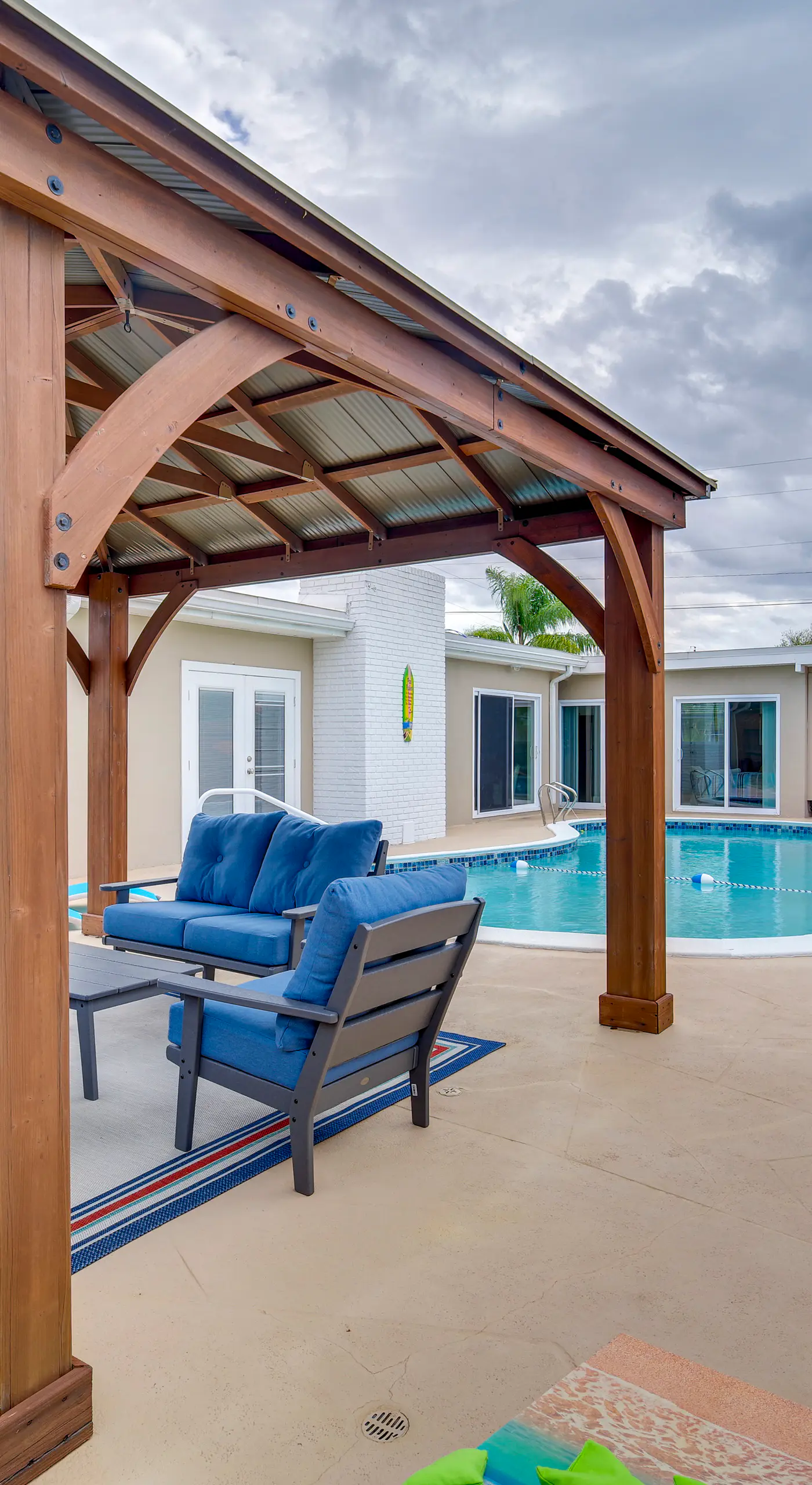 Lanai, Grill & Outdoor Pool: Melbourne Duplex!