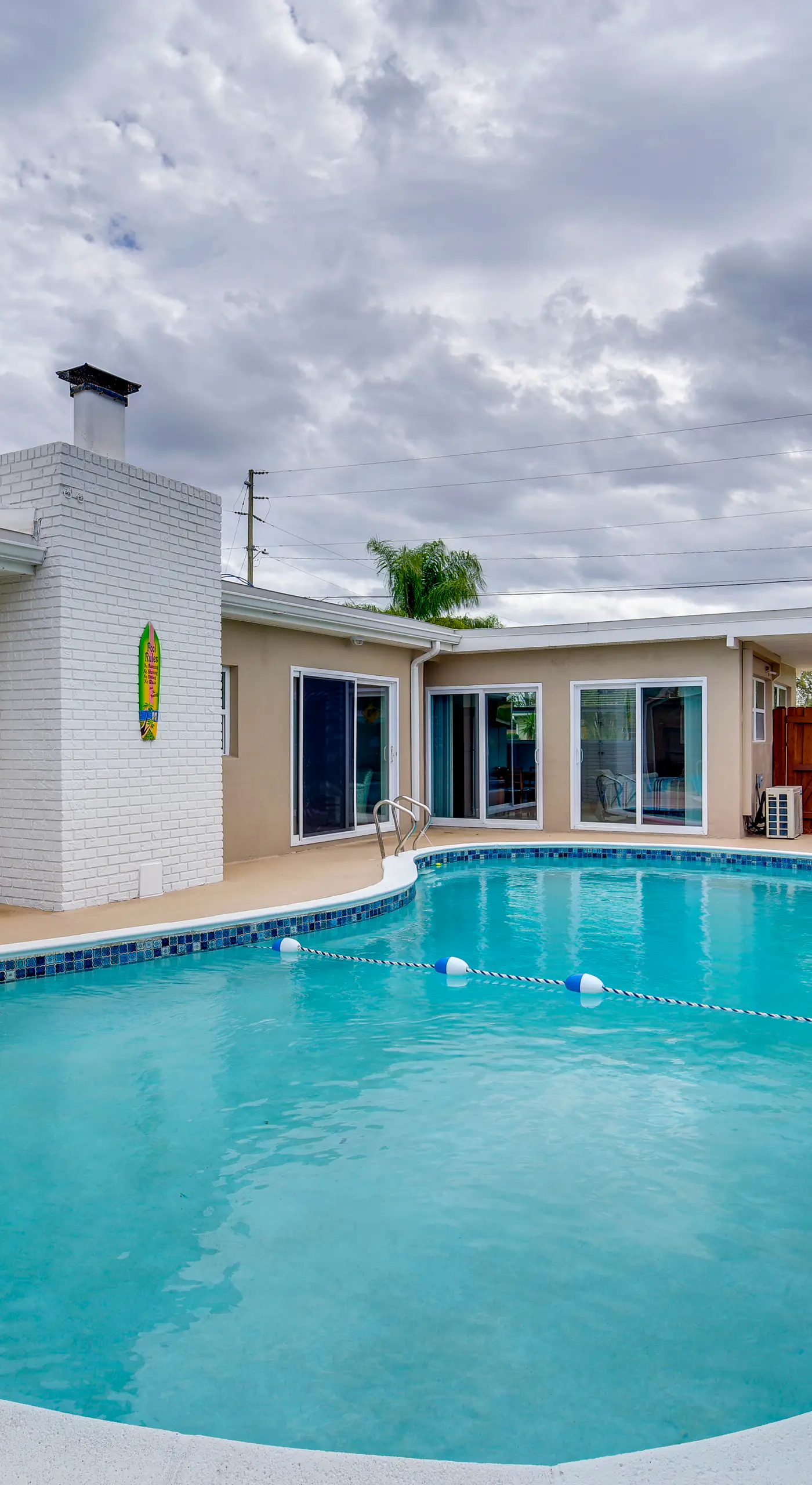 Lanai, Grill & Outdoor Pool: Melbourne Duplex!