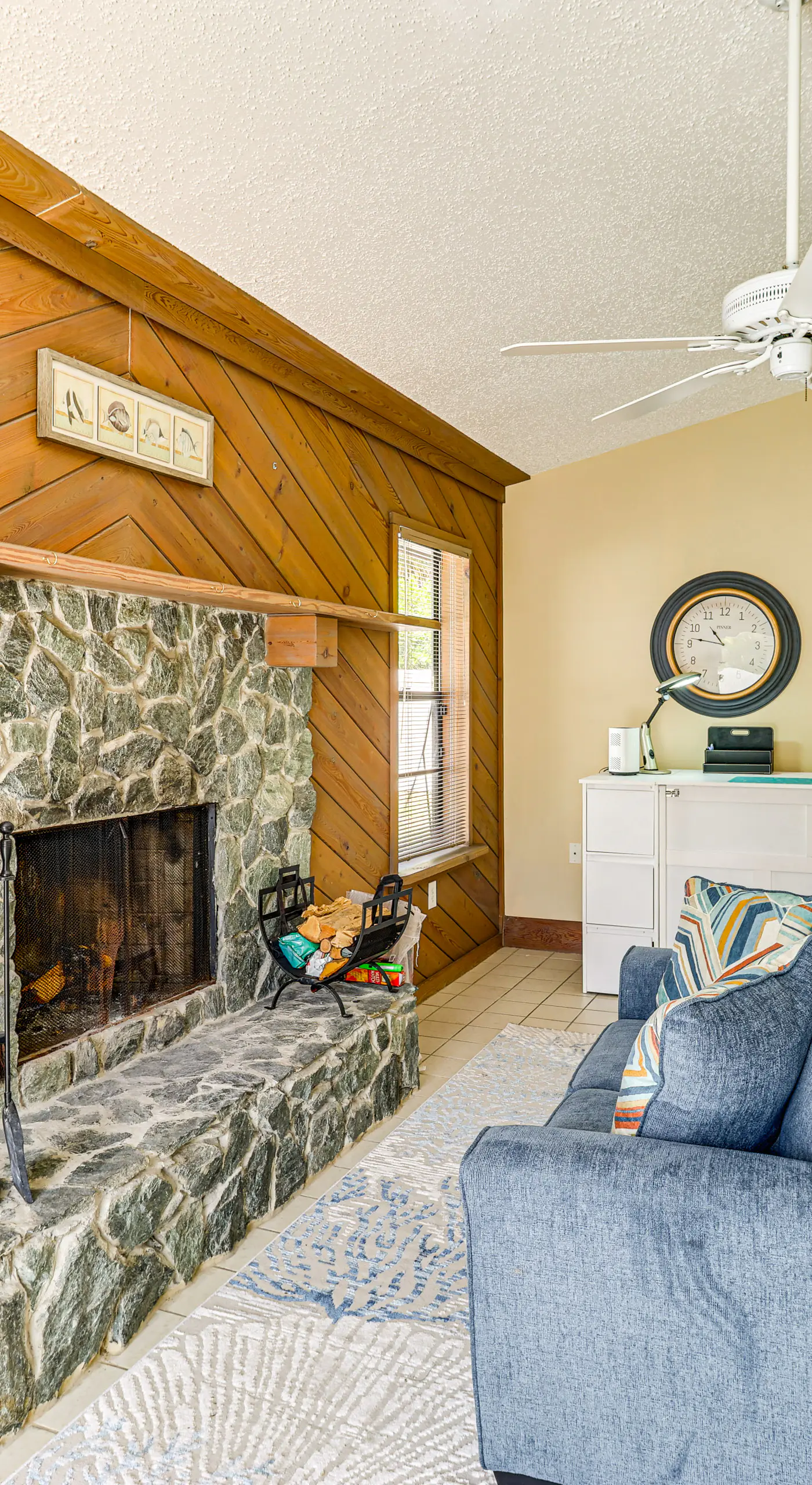 1 Mi to Dtwn Stuart: Bright Home w/ Pool & Spa!