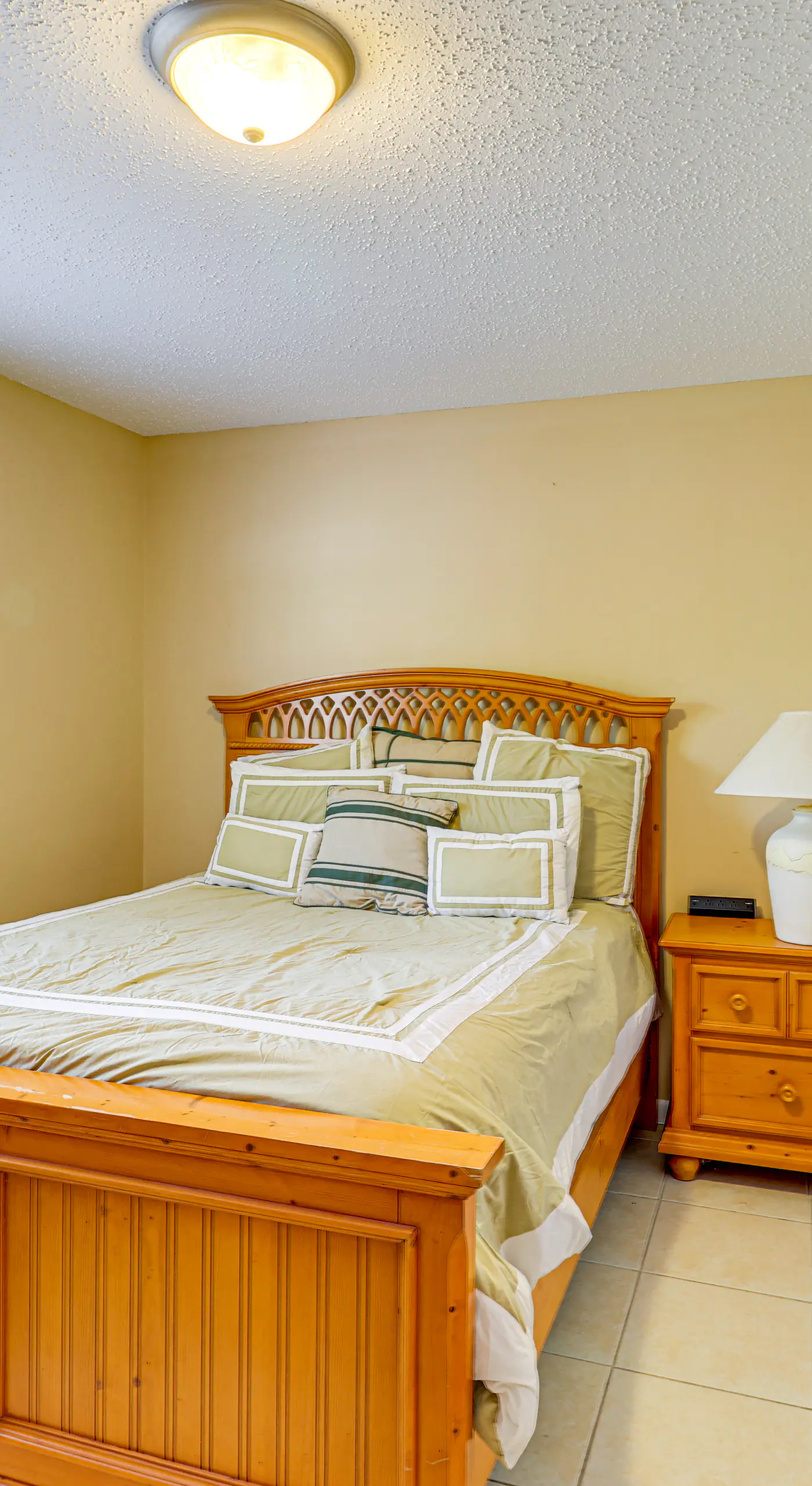 1 Mi to Dtwn Stuart: Bright Home w/ Pool & Spa!