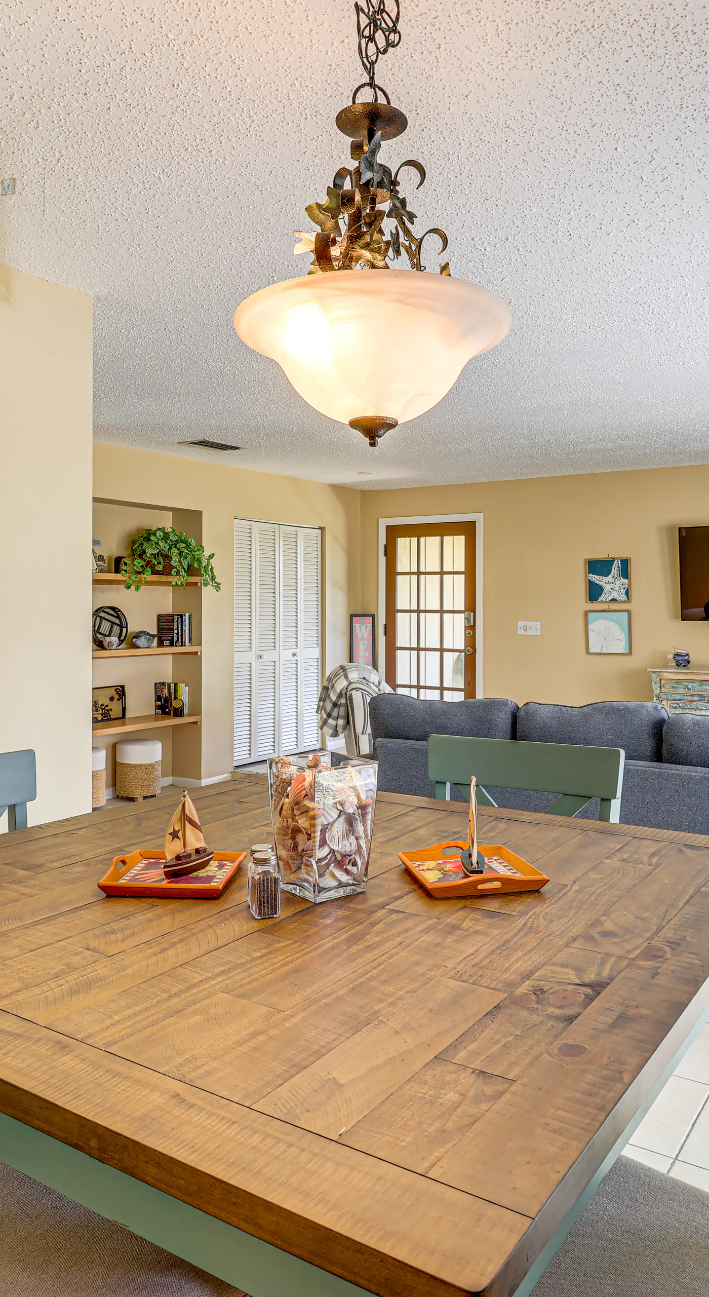 1 Mi to Dtwn Stuart: Bright Home w/ Pool & Spa!