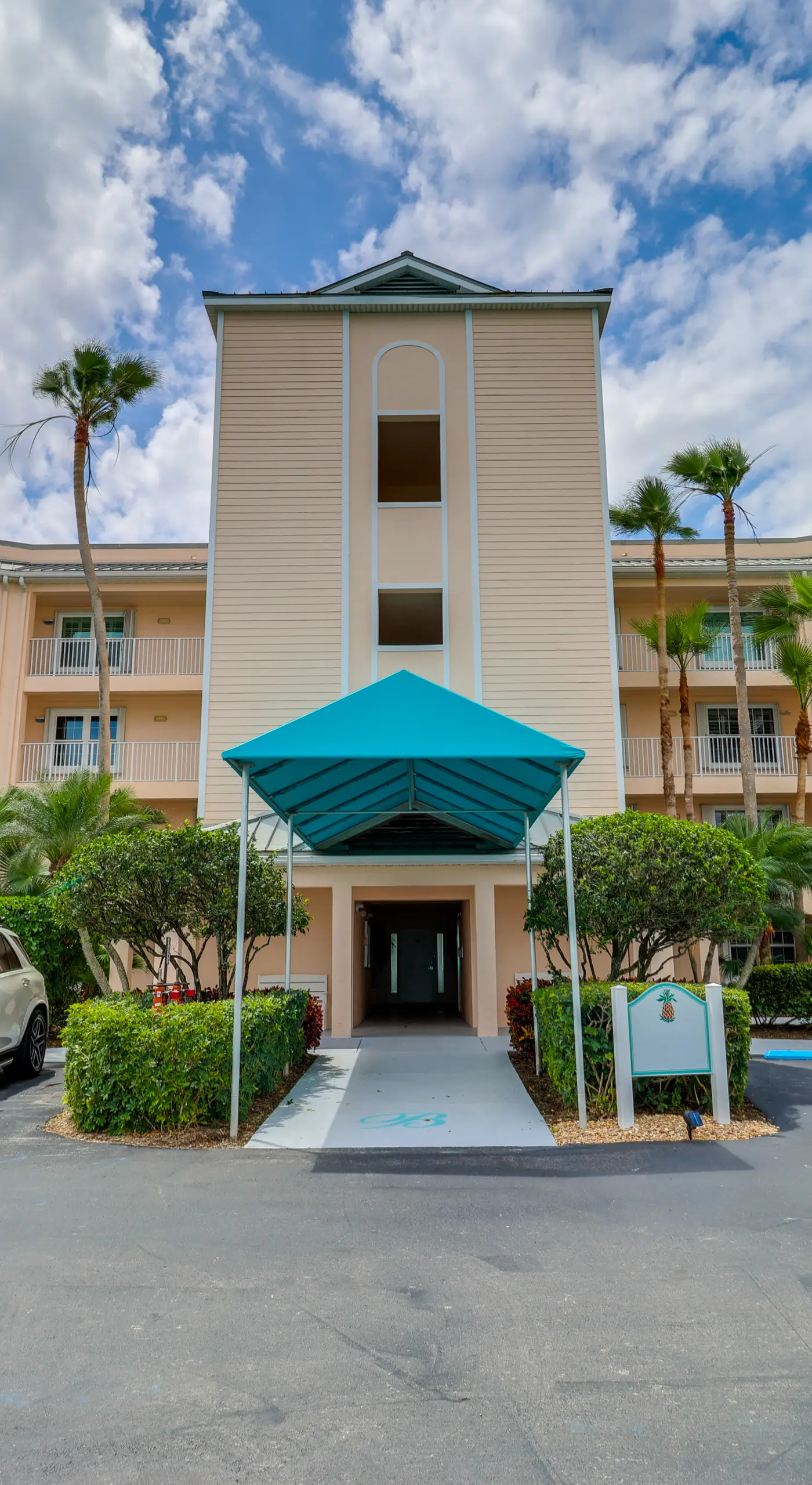 Walk to Stuart Beach: Resort Condo w/ Water View!