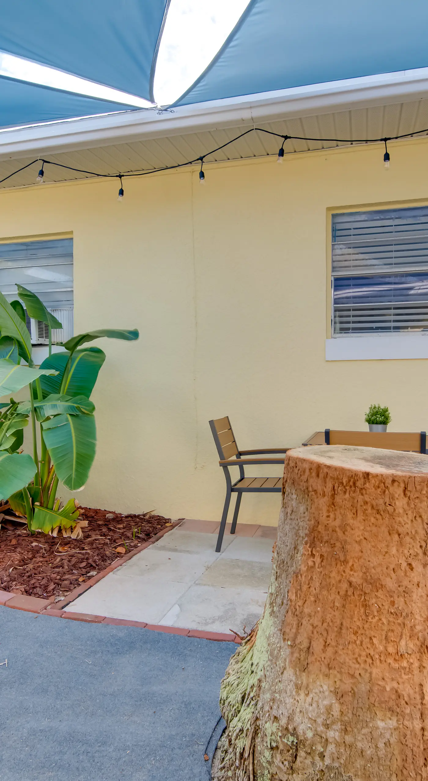 Dogs Welcome, Steps to Beach: Cocoa Beach Retreat!