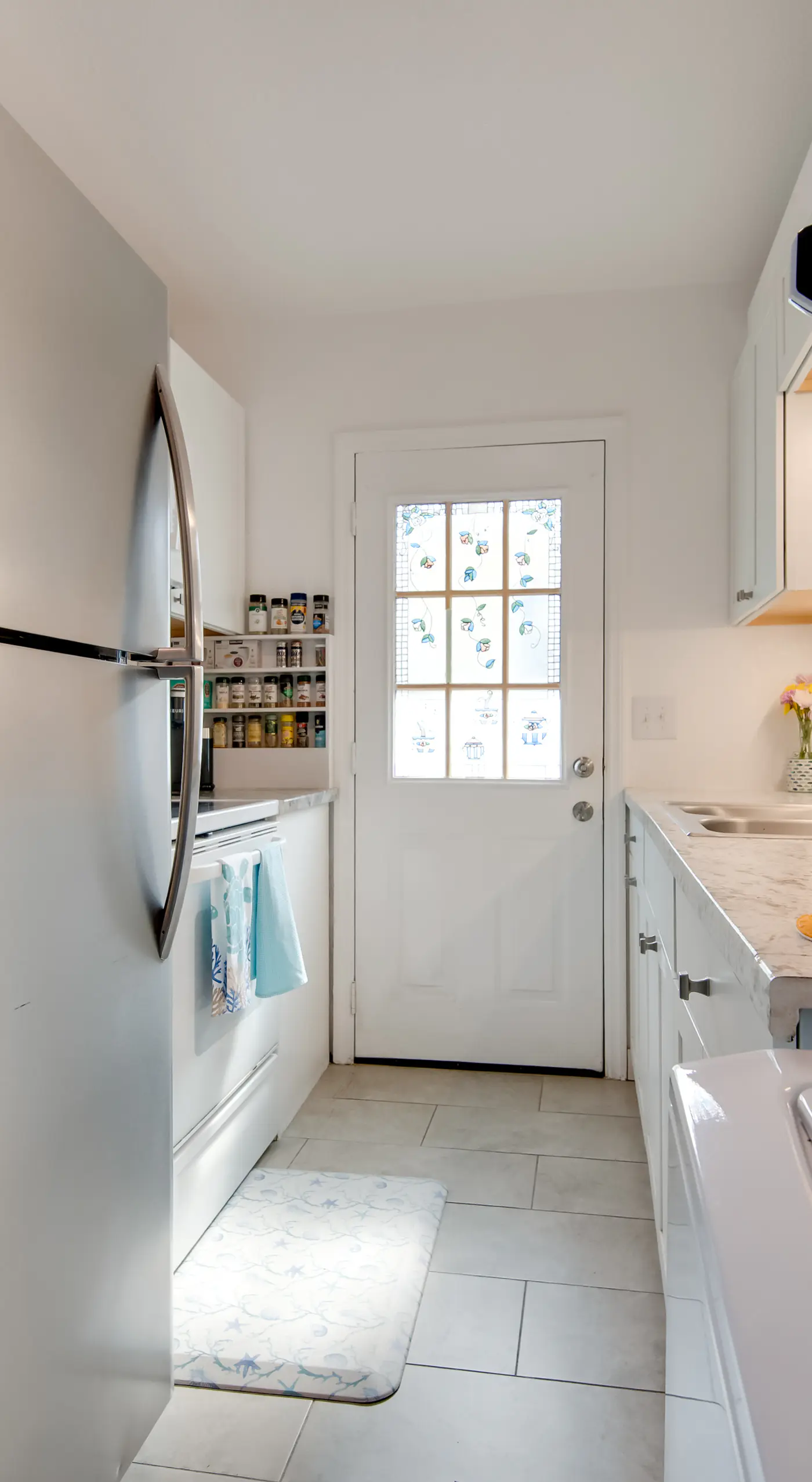 Walk to Beach: Dog-Friendly Gem in Cocoa Beach!