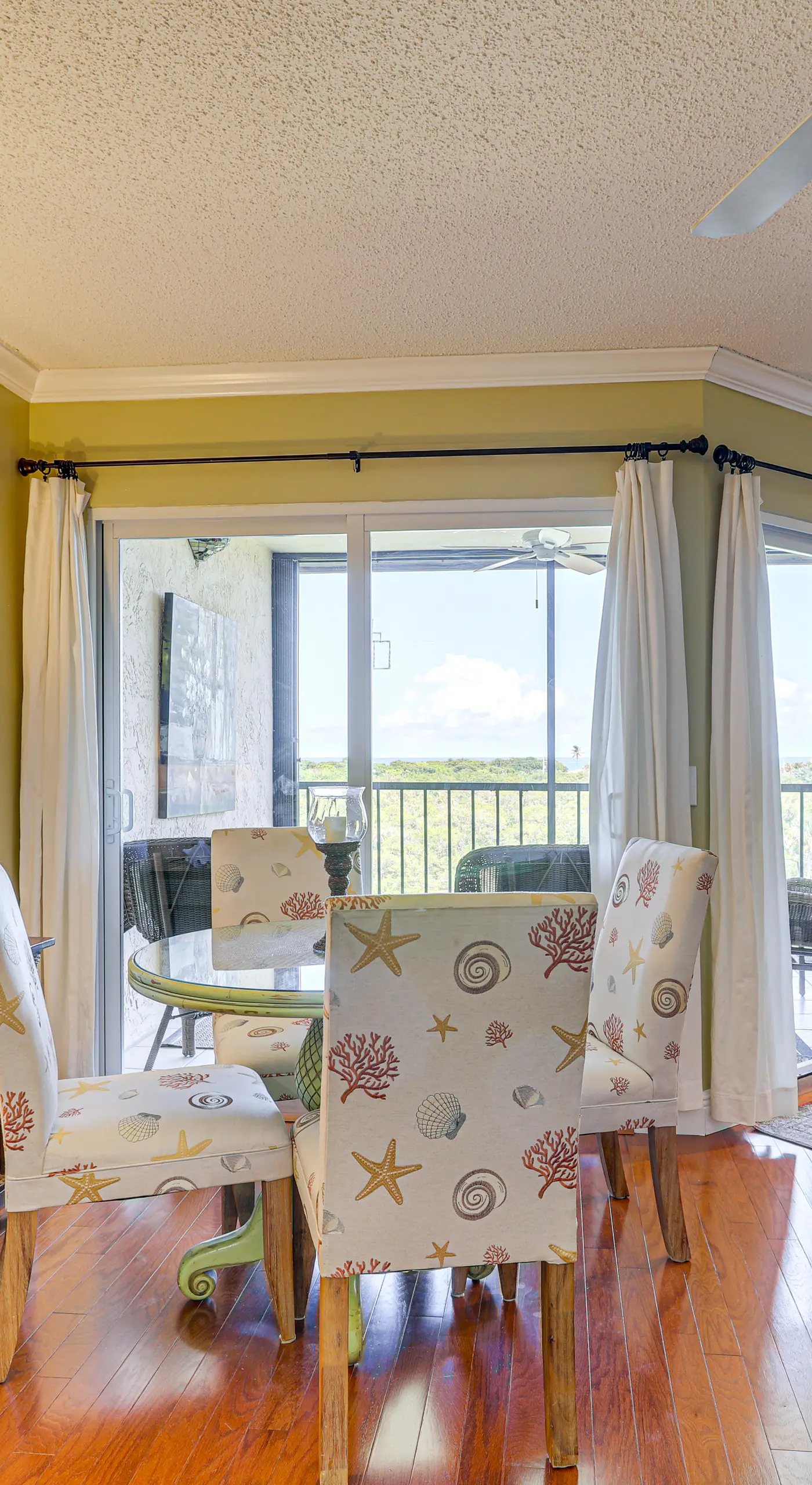 1/2 Mi to Jupiter Beach: Penthouse Condo w/ Views