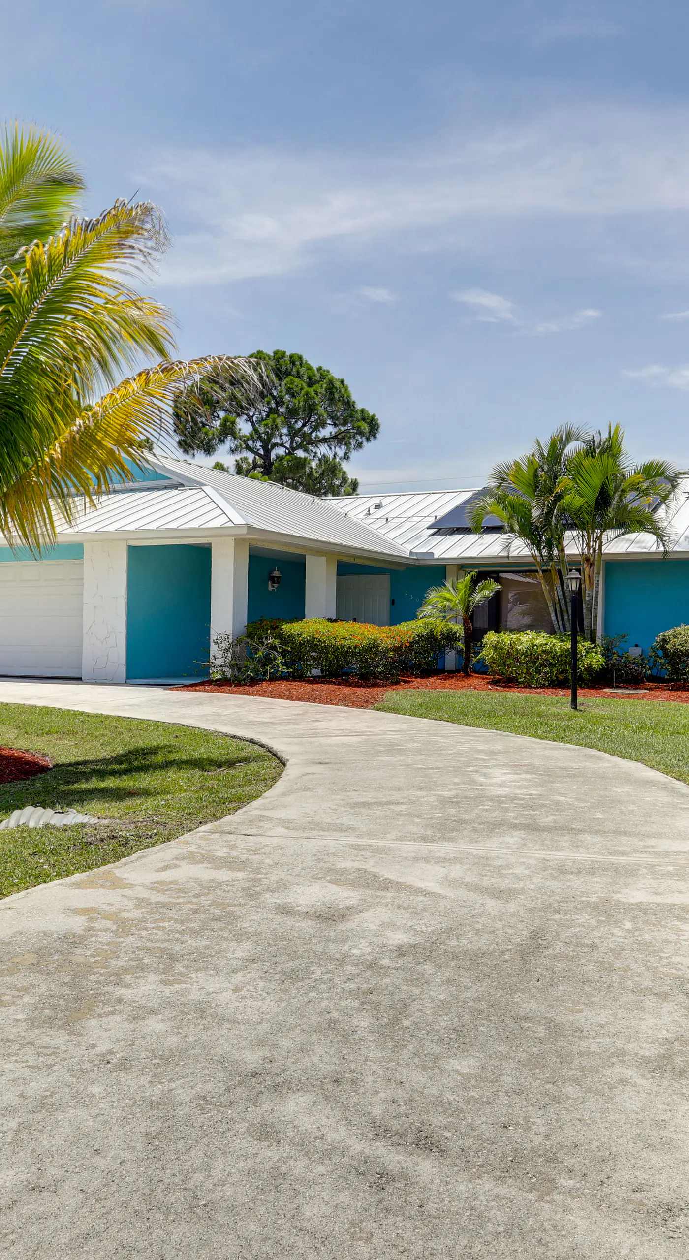 Private Pool & Yard: Family Home in Port St Lucie