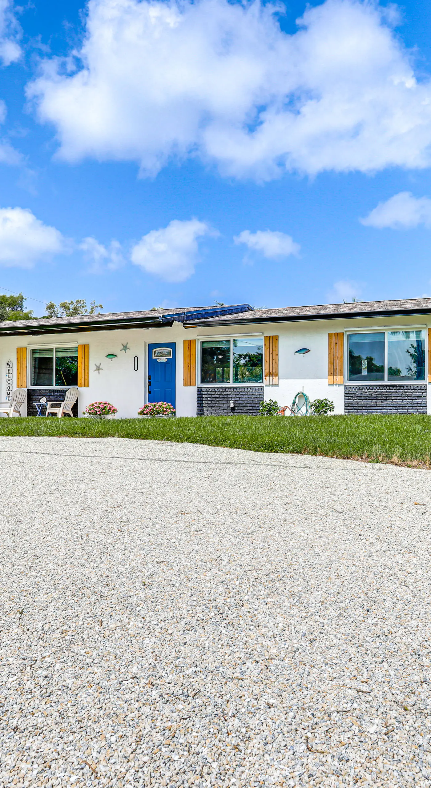 Swim, Game & BBQ: Family Retreat in Stuart