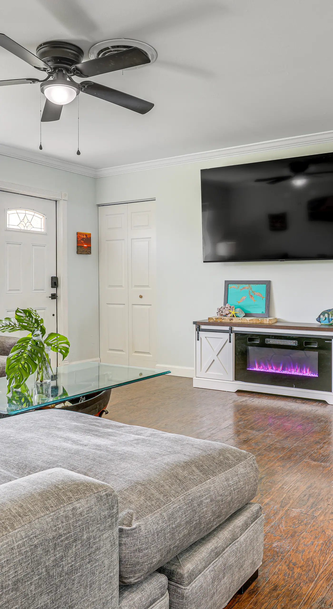 Swim, Game & BBQ: Family Retreat in Stuart