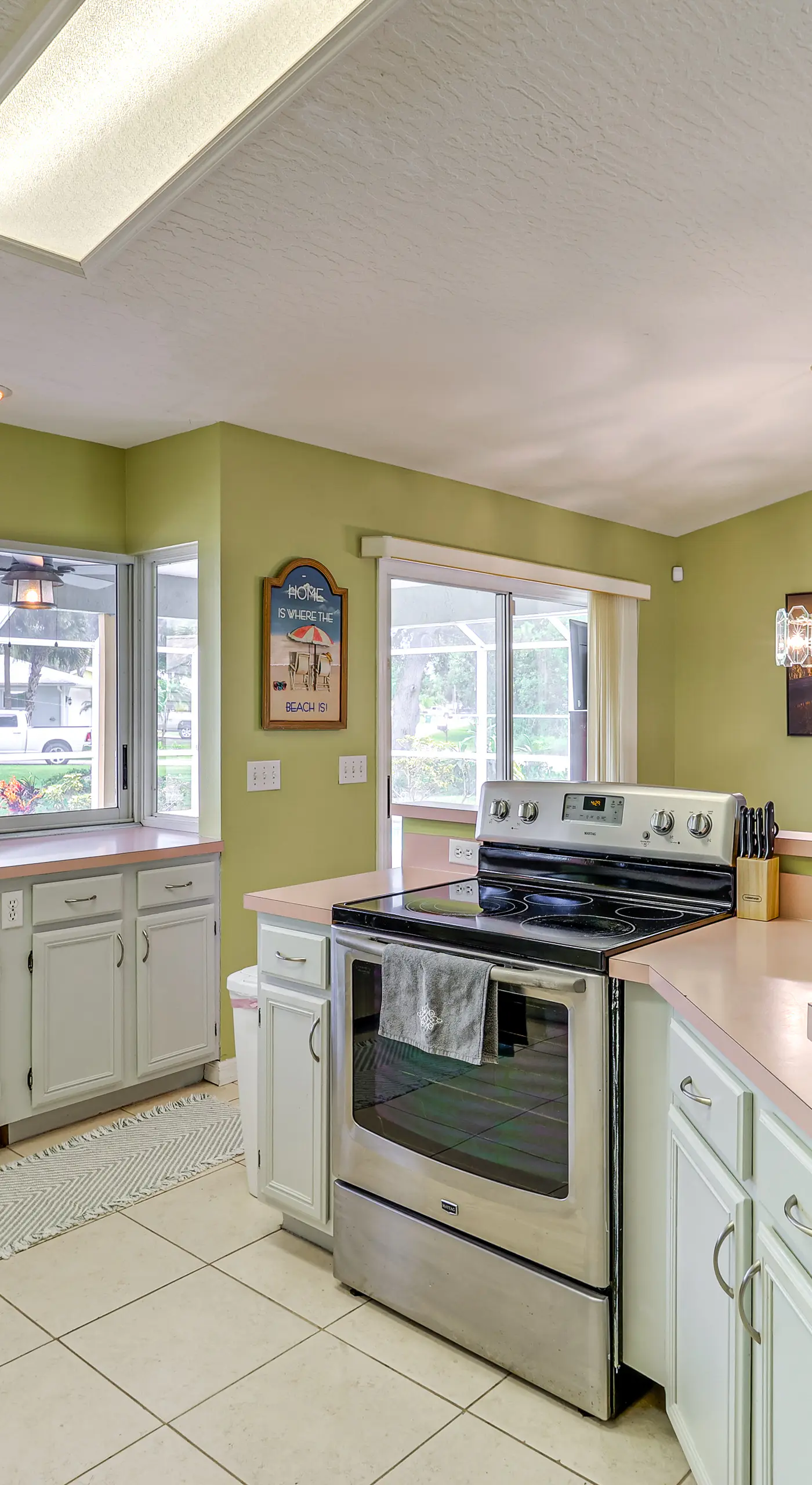 7 Mi to River & Ocean: Family Getaway in Sebastian