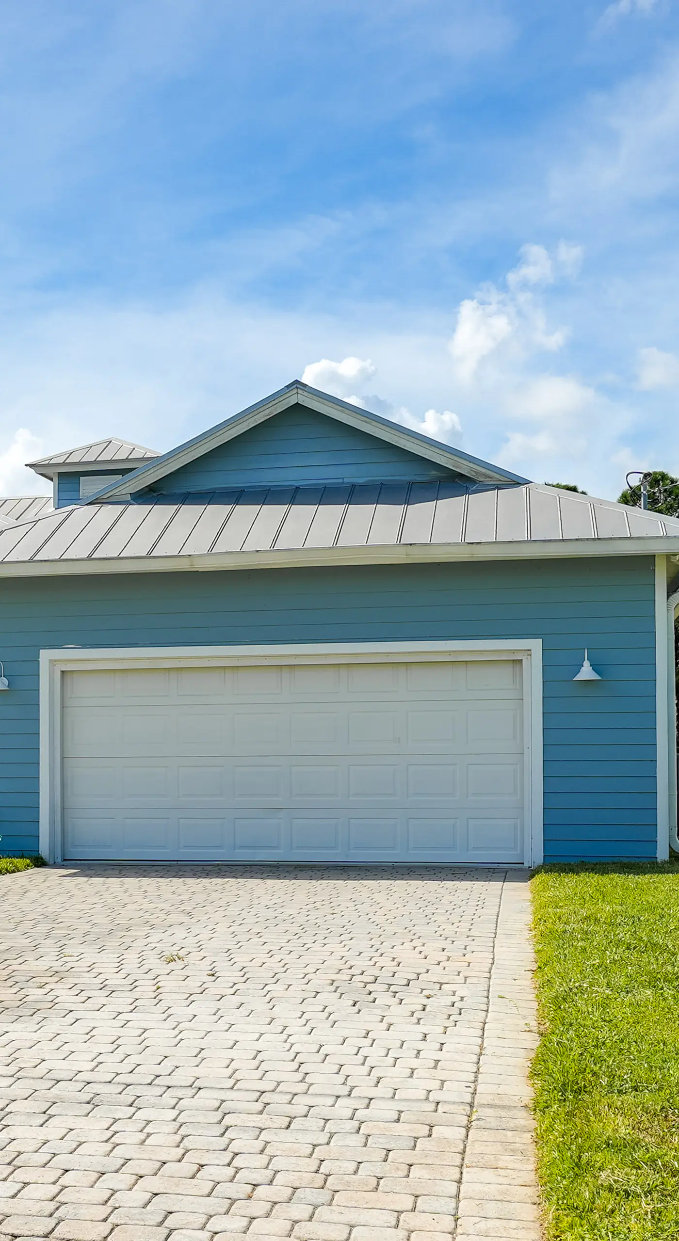 Swim & Golf: Family Home 2 Mi to Clover Park!
