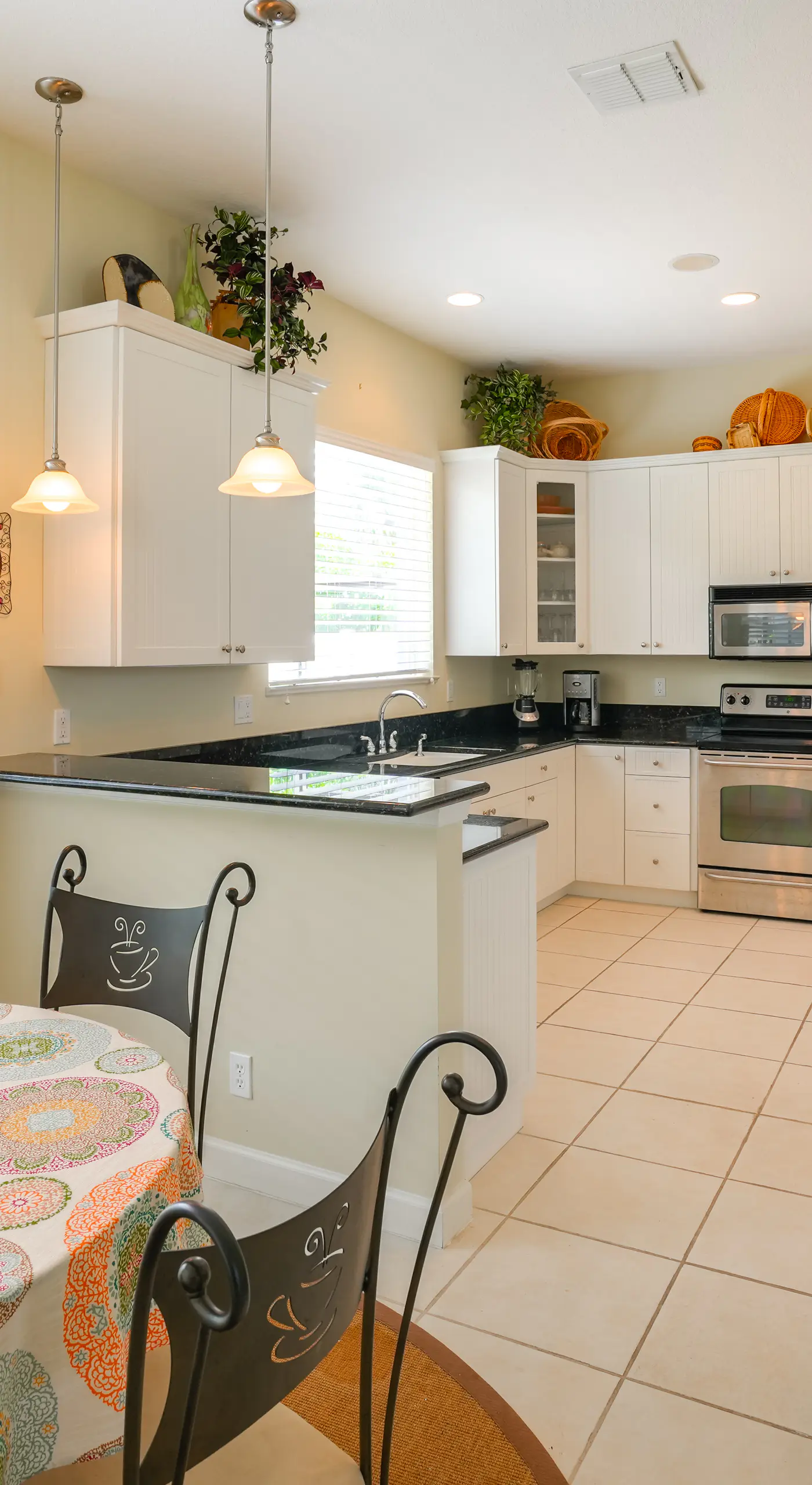 Swim & Golf: Family Home 2 Mi to Clover Park!