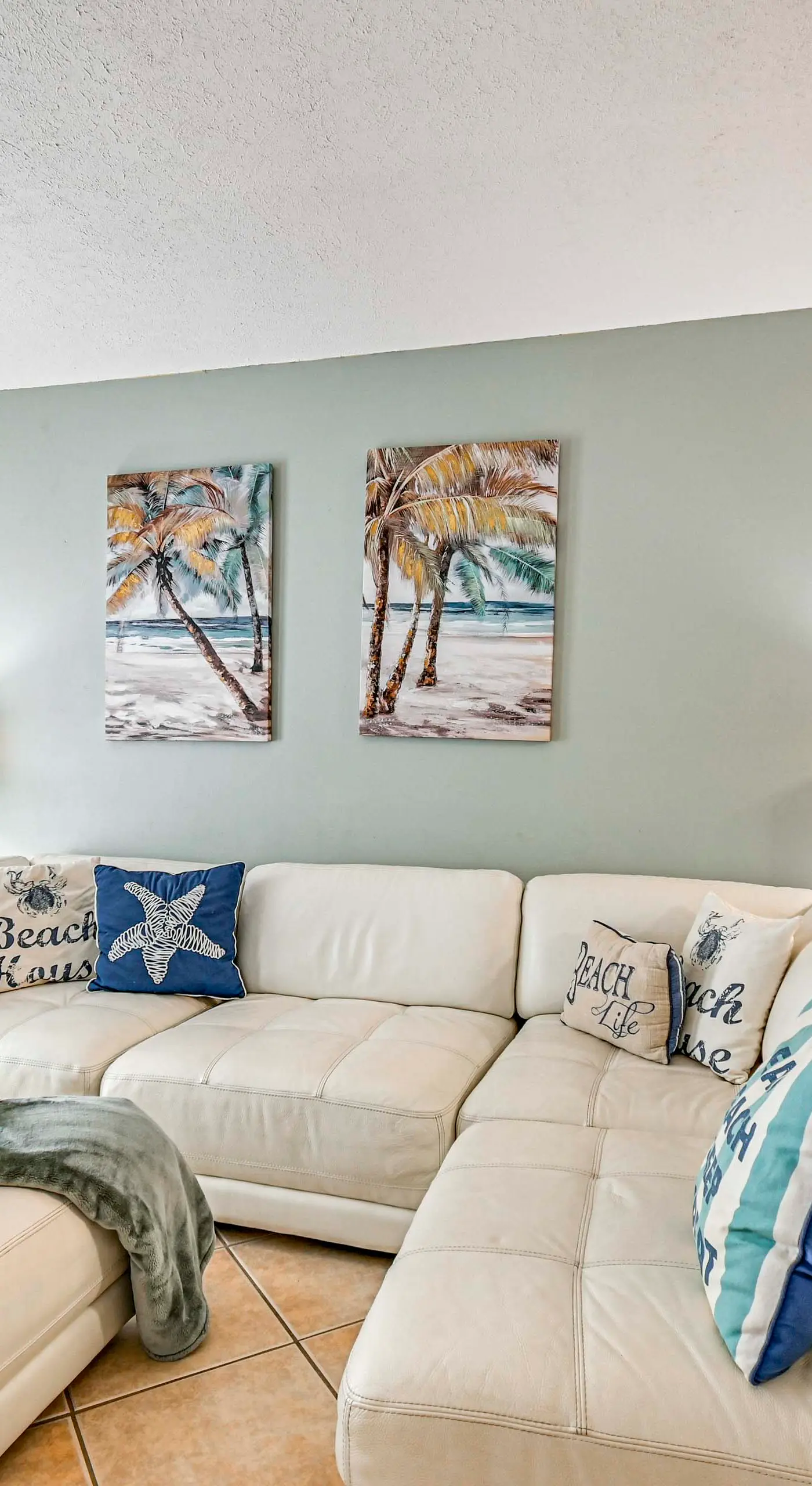 Steps to Sand: Condo w/ Pool Access in Cocoa Beach