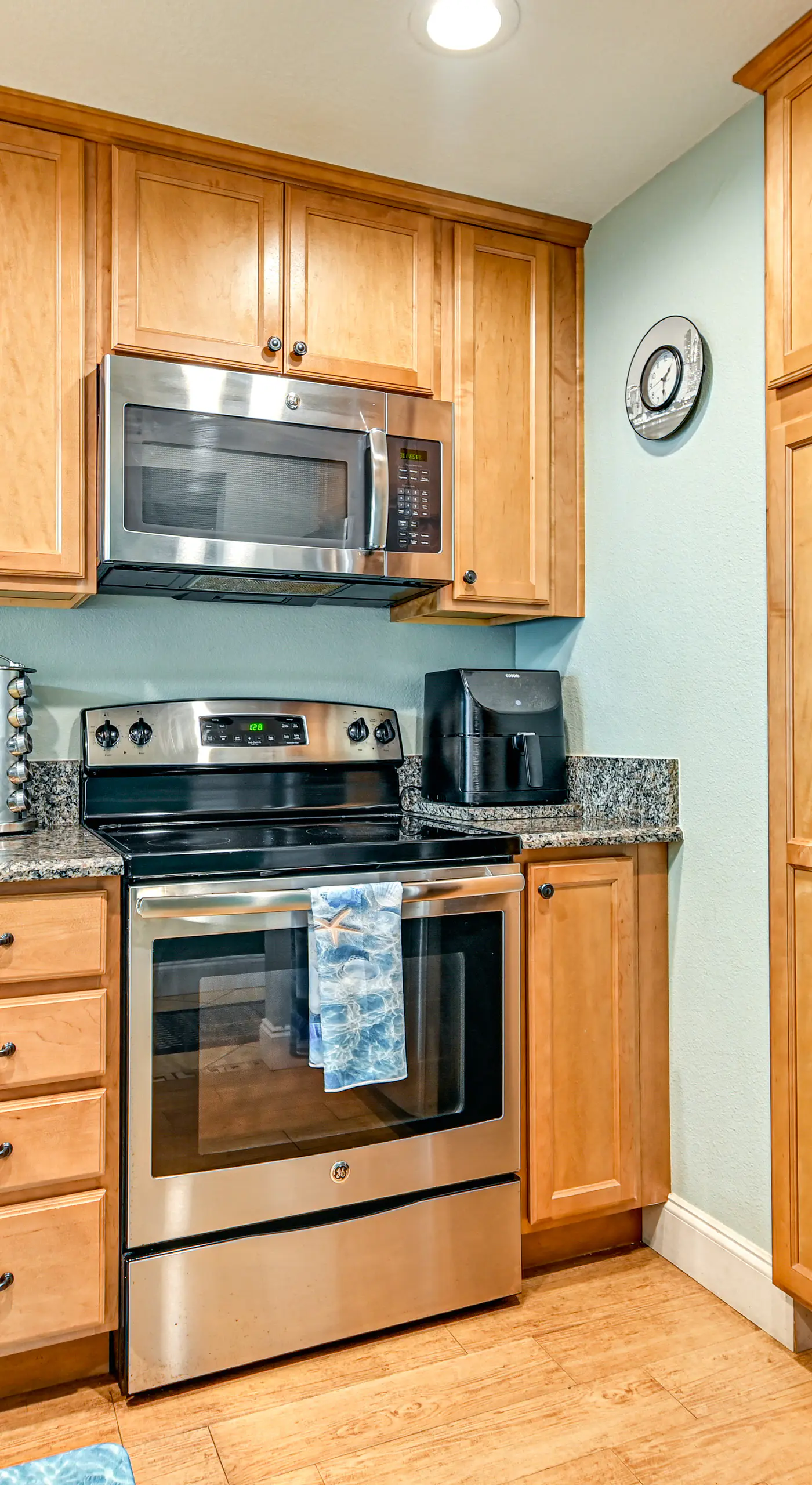 Steps to Sand: Condo w/ Pool Access in Cocoa Beach