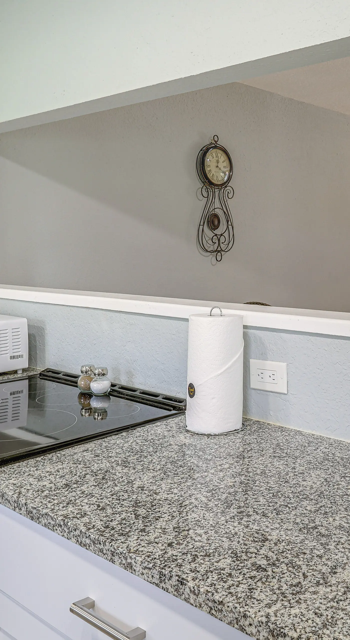 Mins to Beaches & HCA Hospital: Fort Pierce Home