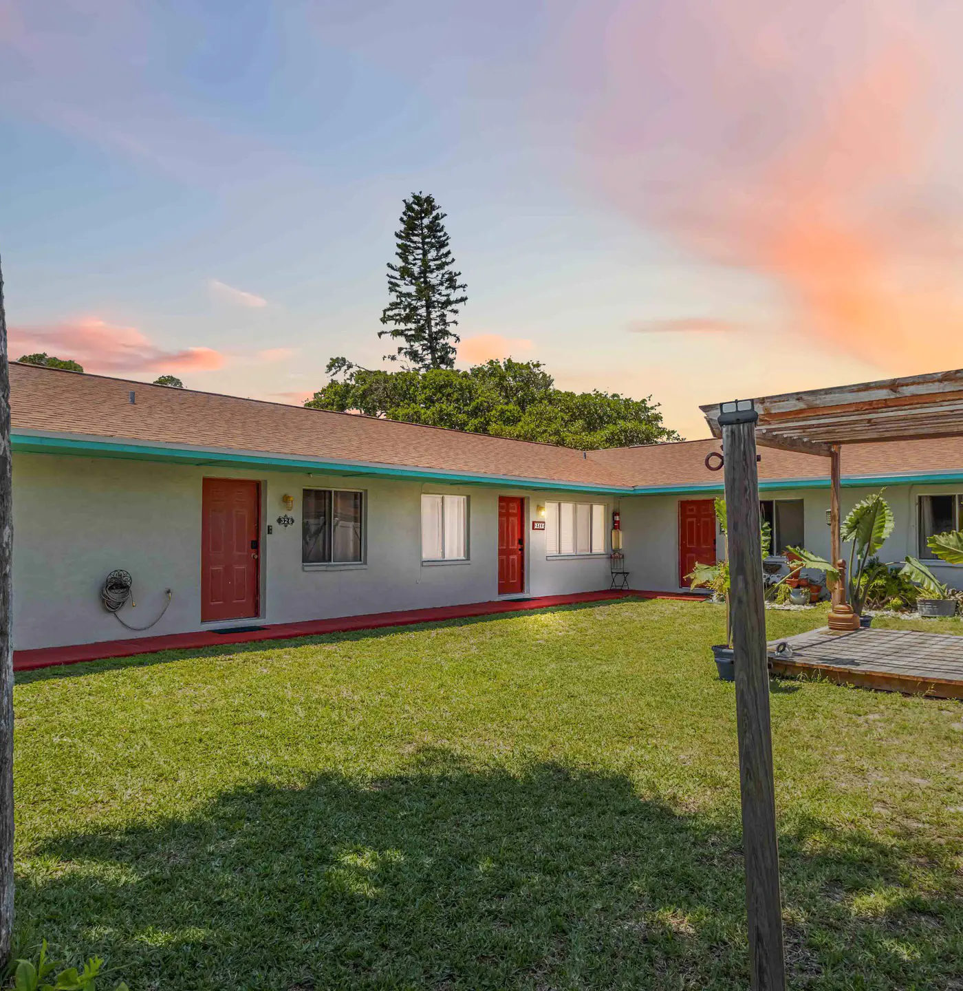 Cocoa Beach/Cape Canaveral Beach Boutique Resort