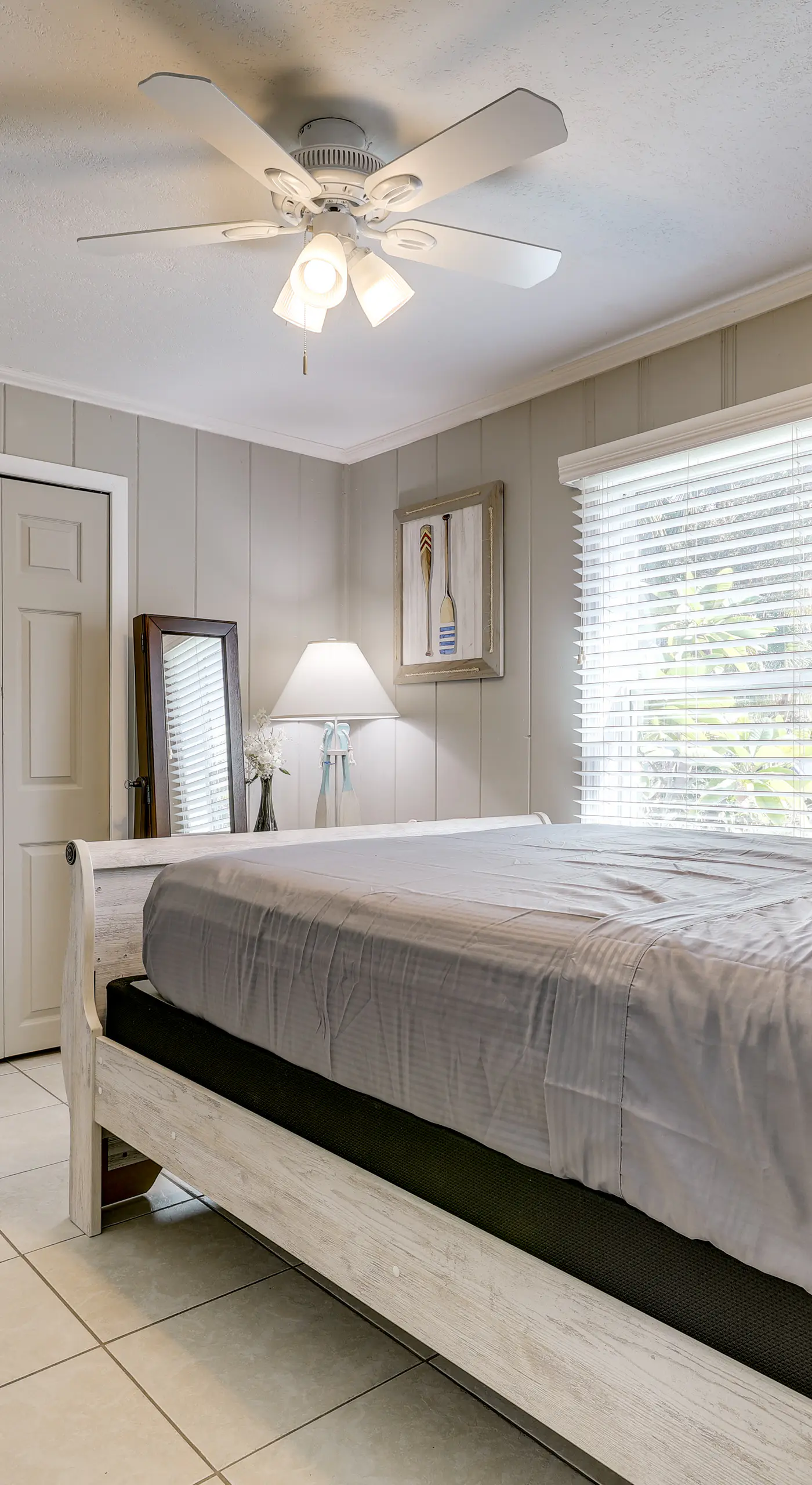 3 Mi to Jensen Beach: Pet-Friendly Getaway w/ Yard