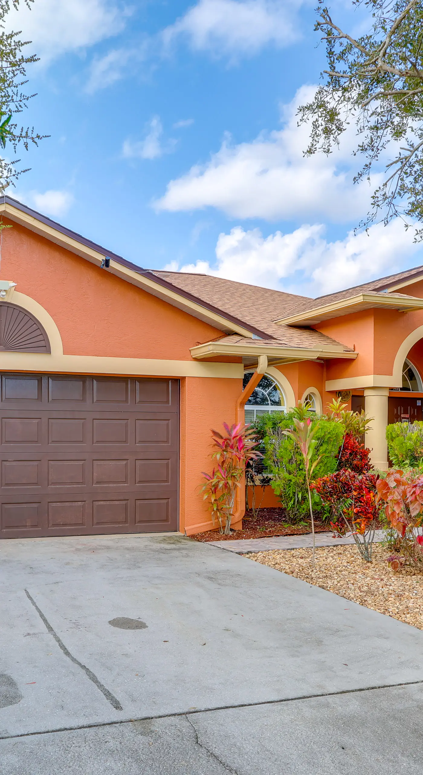 Spacious Backyard! Single-Level Port St Lucie Home