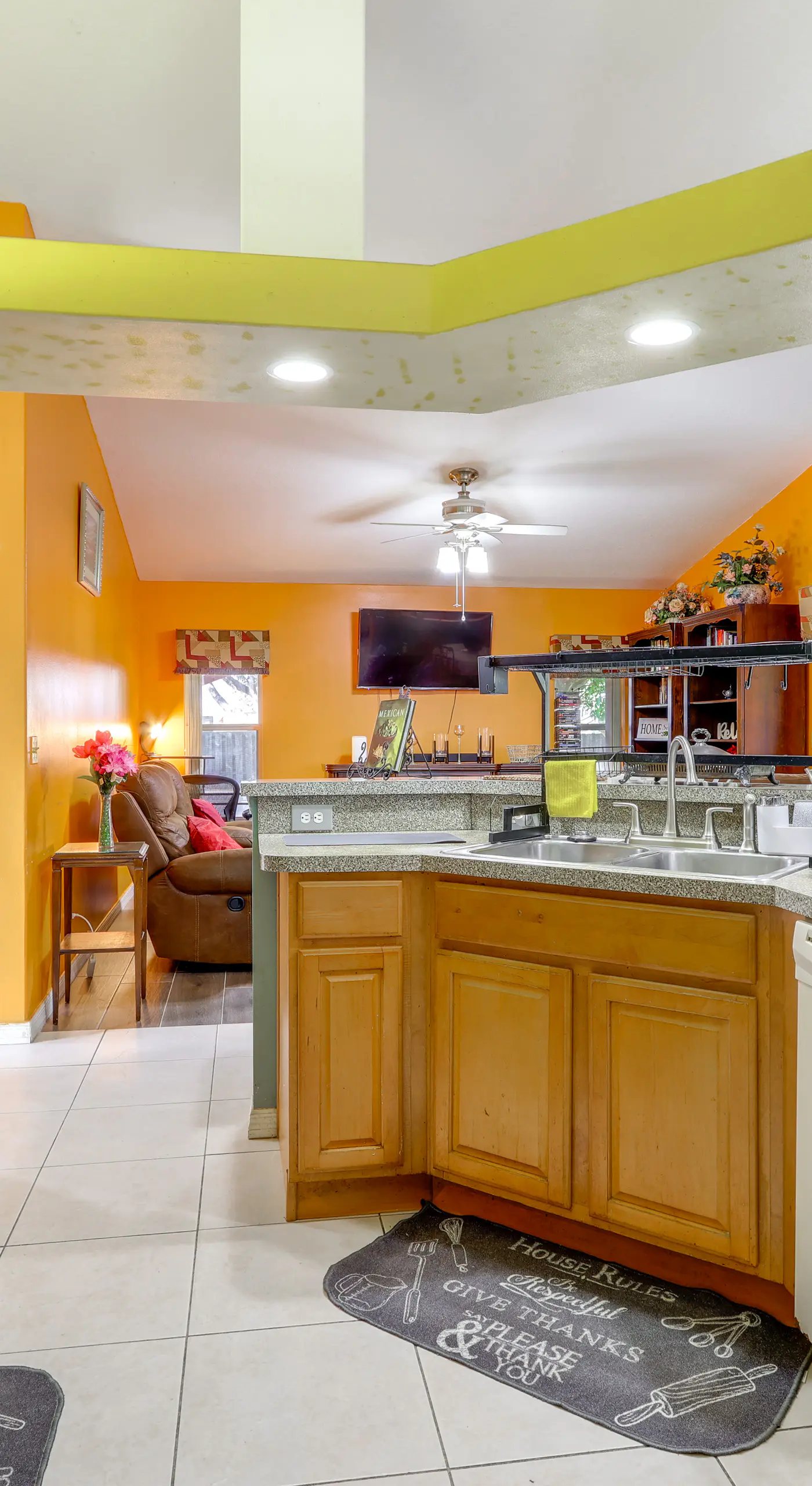 Spacious Backyard! Single-Level Port St Lucie Home