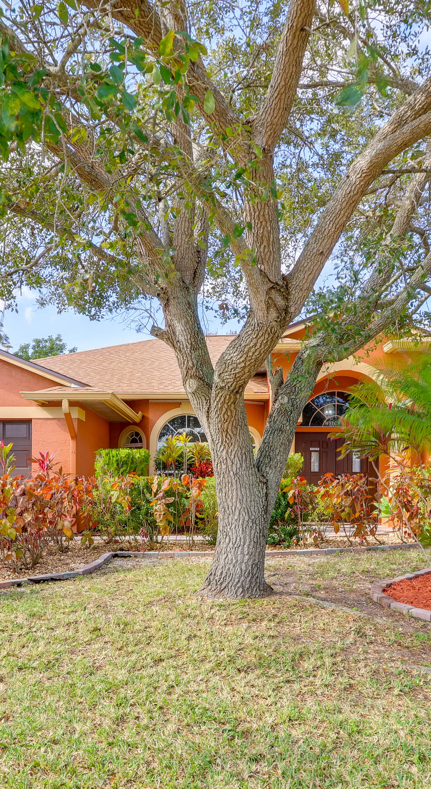 Spacious Backyard! Single-Level Port St Lucie Home