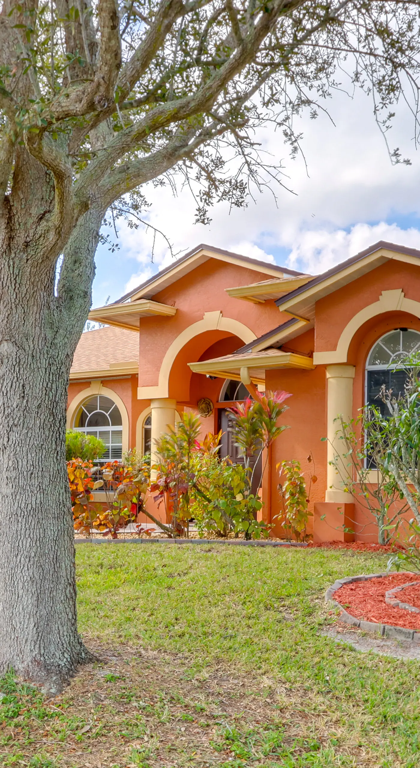 Spacious Backyard! Single-Level Port St Lucie Home