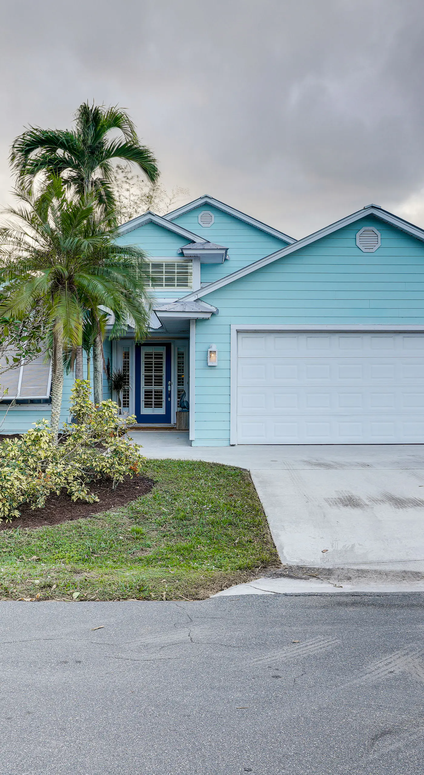 5 Mi to Stuart Beach! Home w/ Pet-Friendly Yard