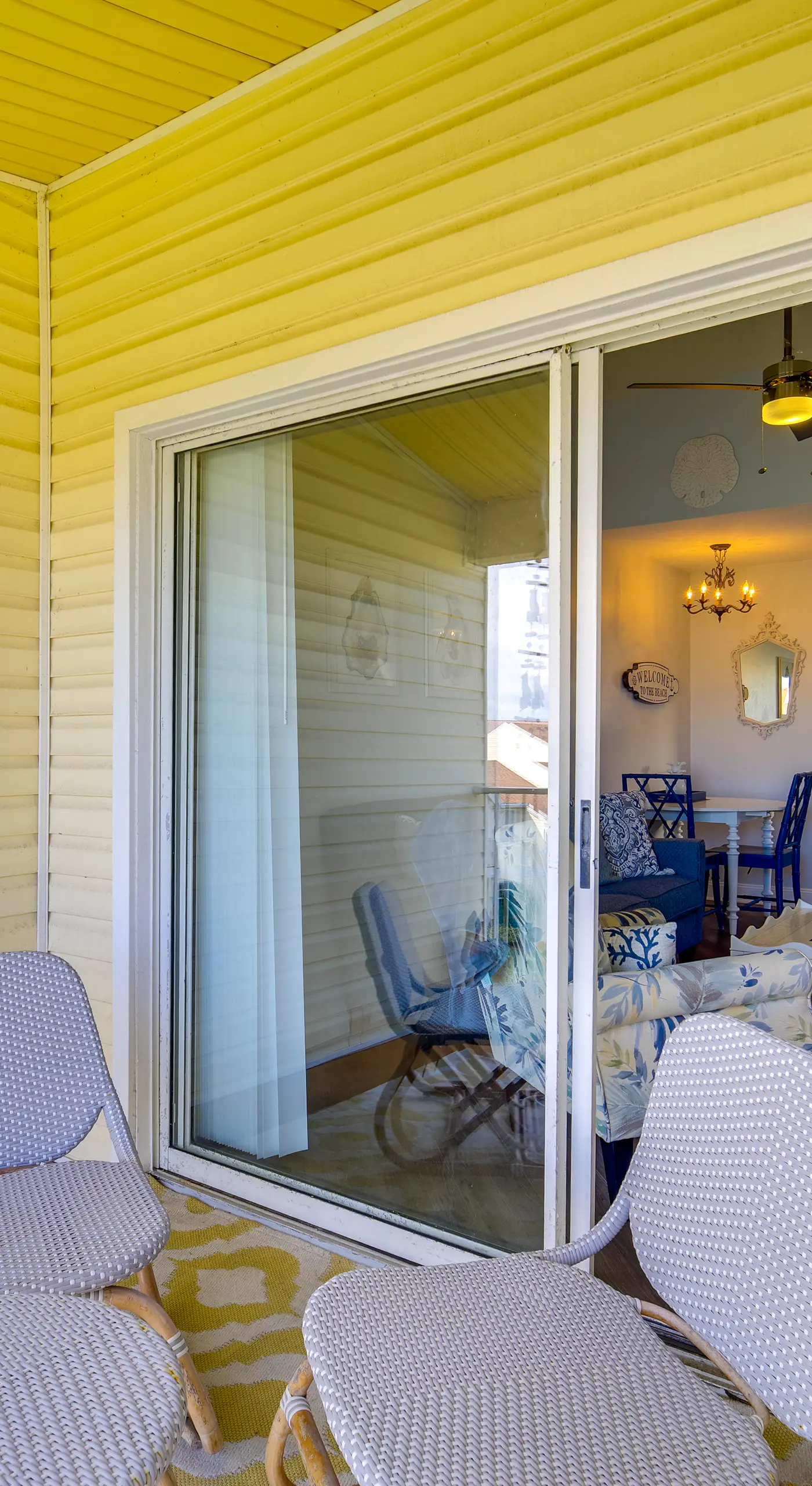 Walk to Canova Beach Park: Couple's Coastal Condo