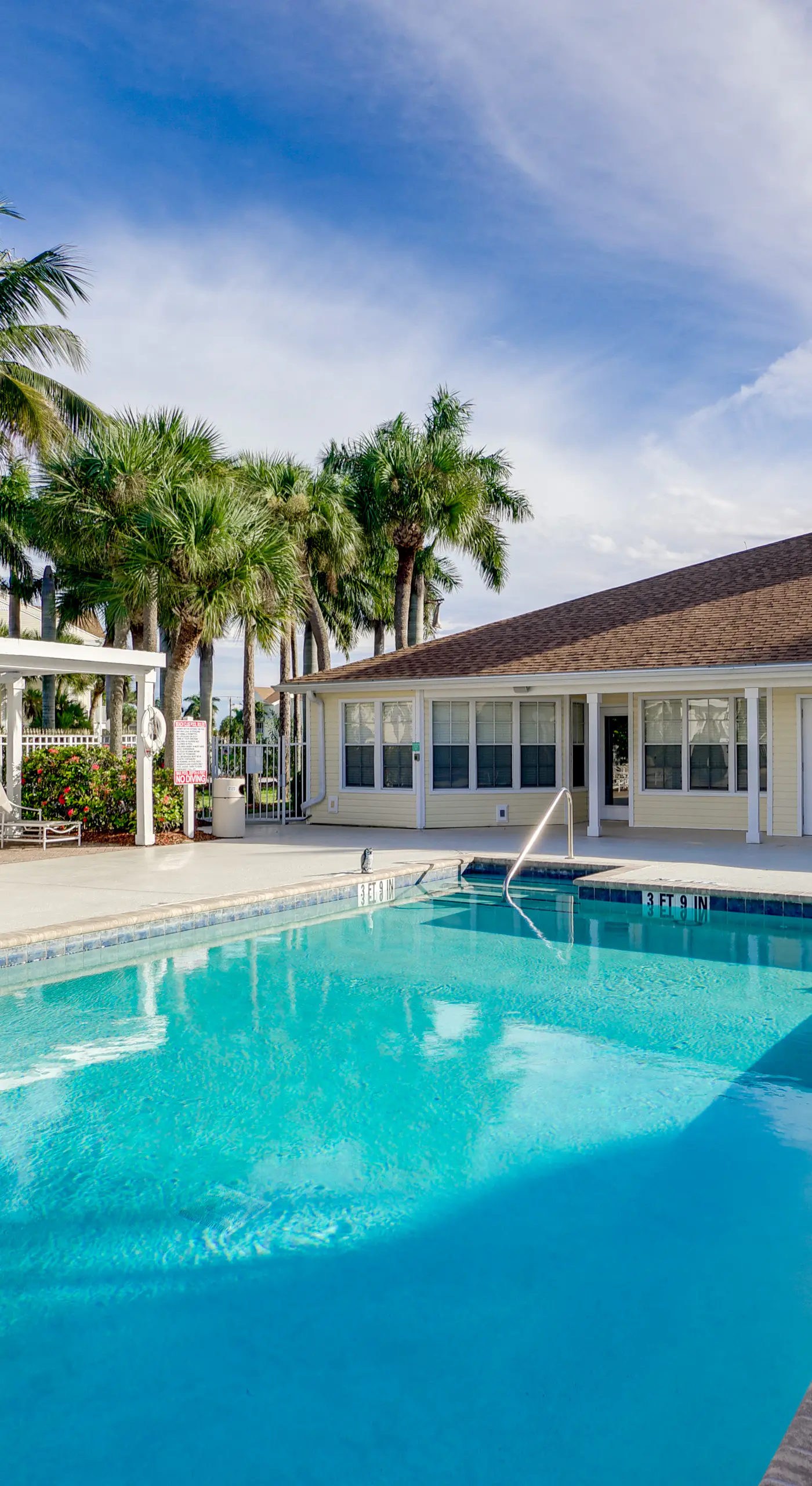 Walk to Canova Beach Park: Couple's Coastal Condo