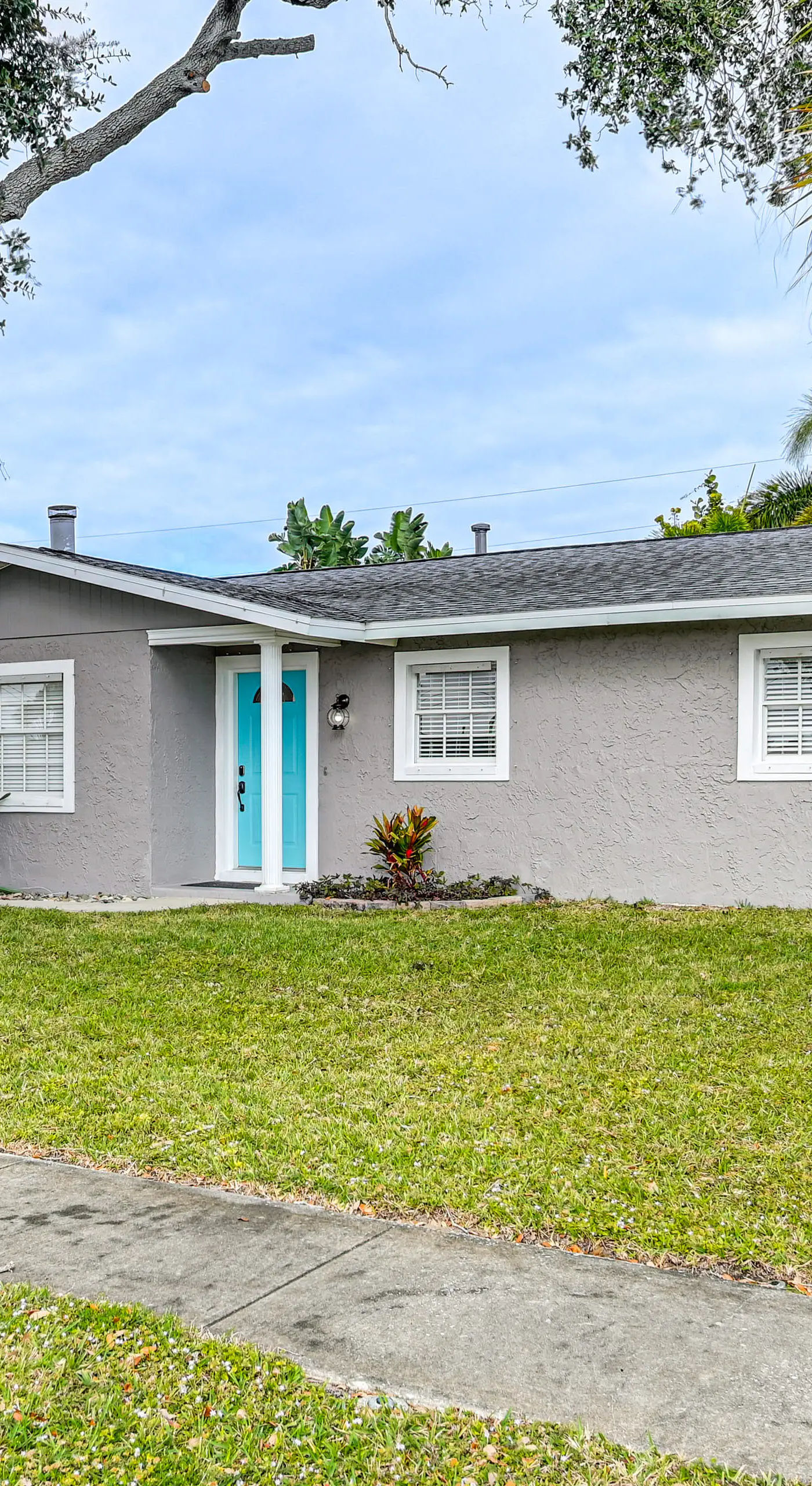 1/2 Mi to River! Poolside Escape on Merritt Island