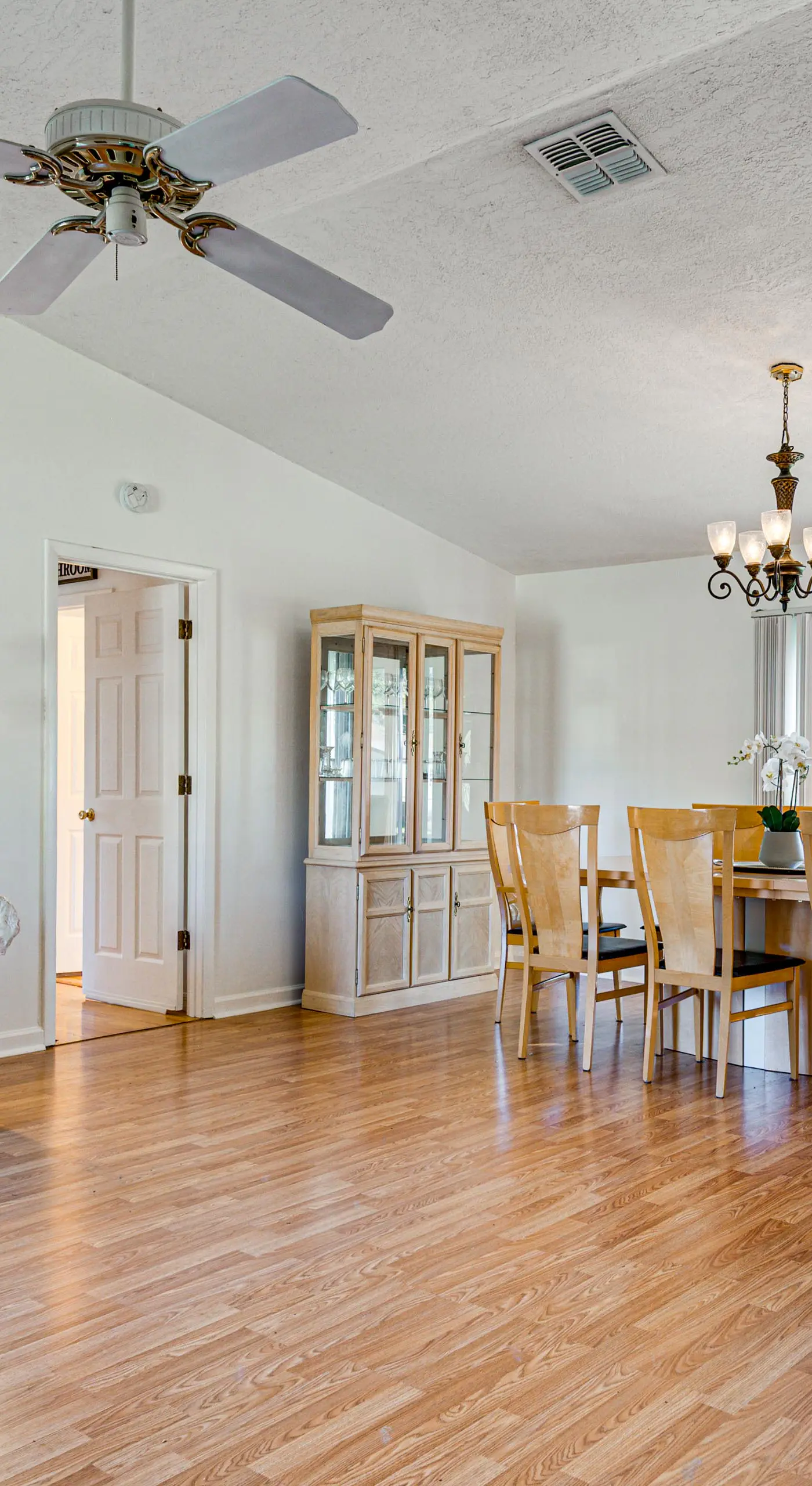 Peaceful Palm Bay Retreat w/ Spacious Yard!