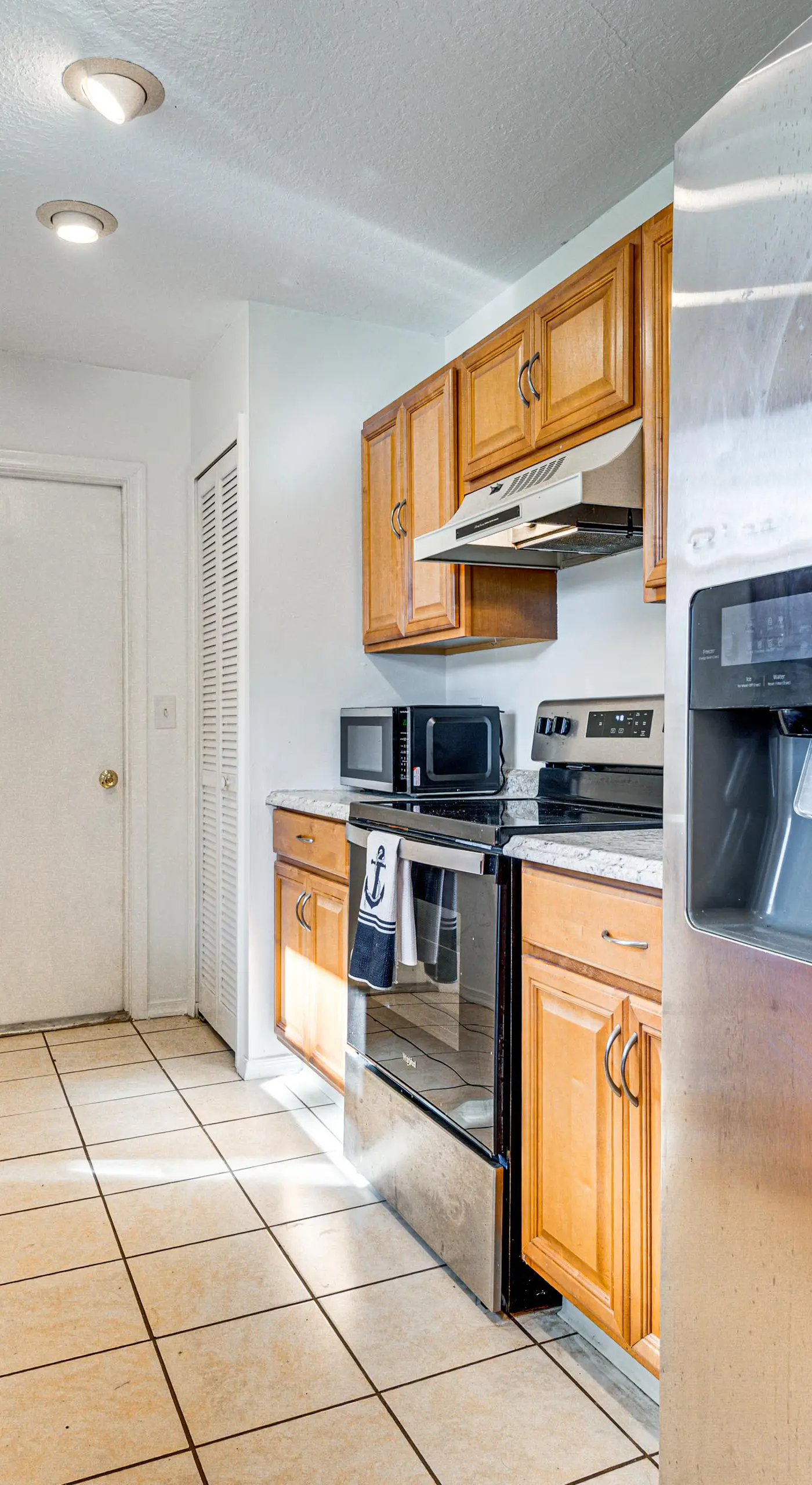 Peaceful Palm Bay Retreat w/ Spacious Yard!