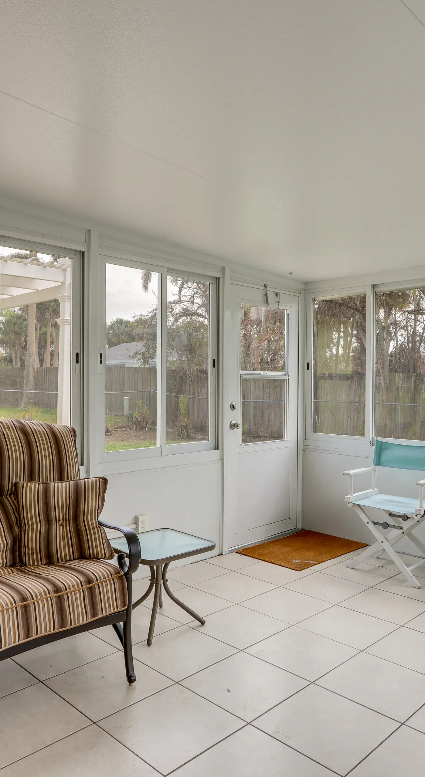 Screened Porch + Patio: Group Getaway in Palm Bay!