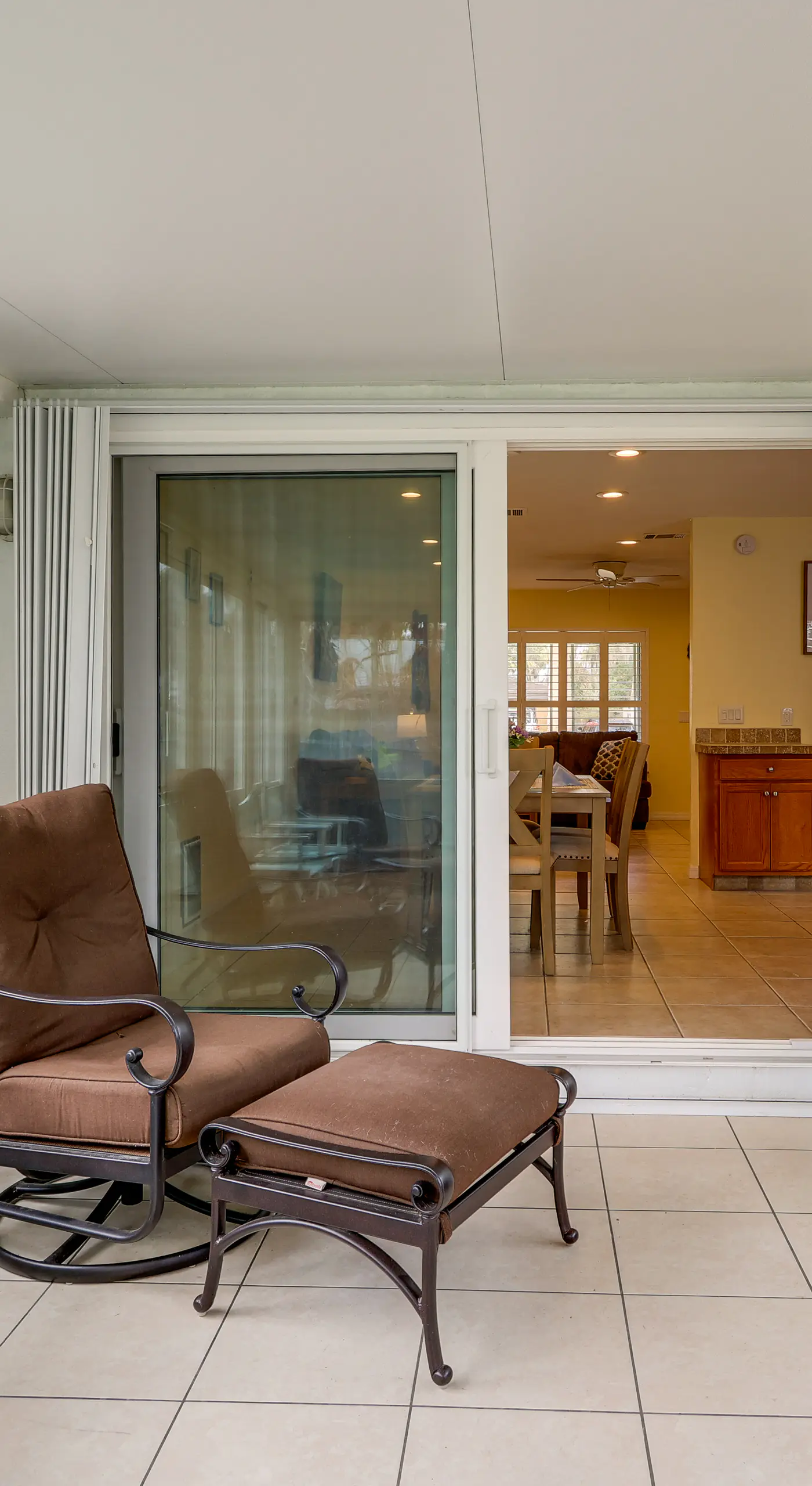 Screened Porch + Patio: Group Getaway in Palm Bay!