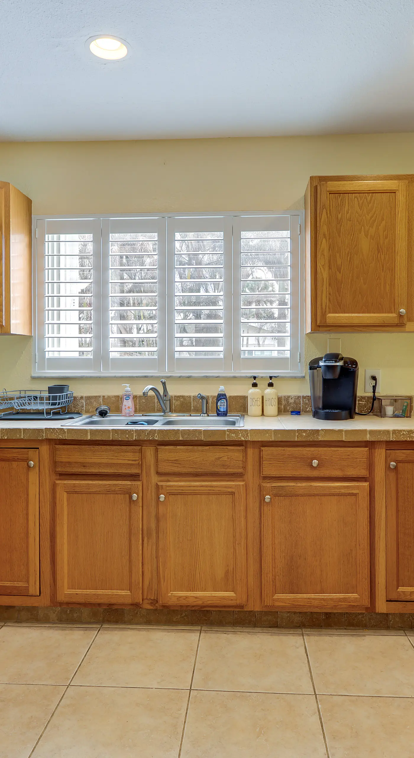 Screened Porch + Patio: Group Getaway in Palm Bay!