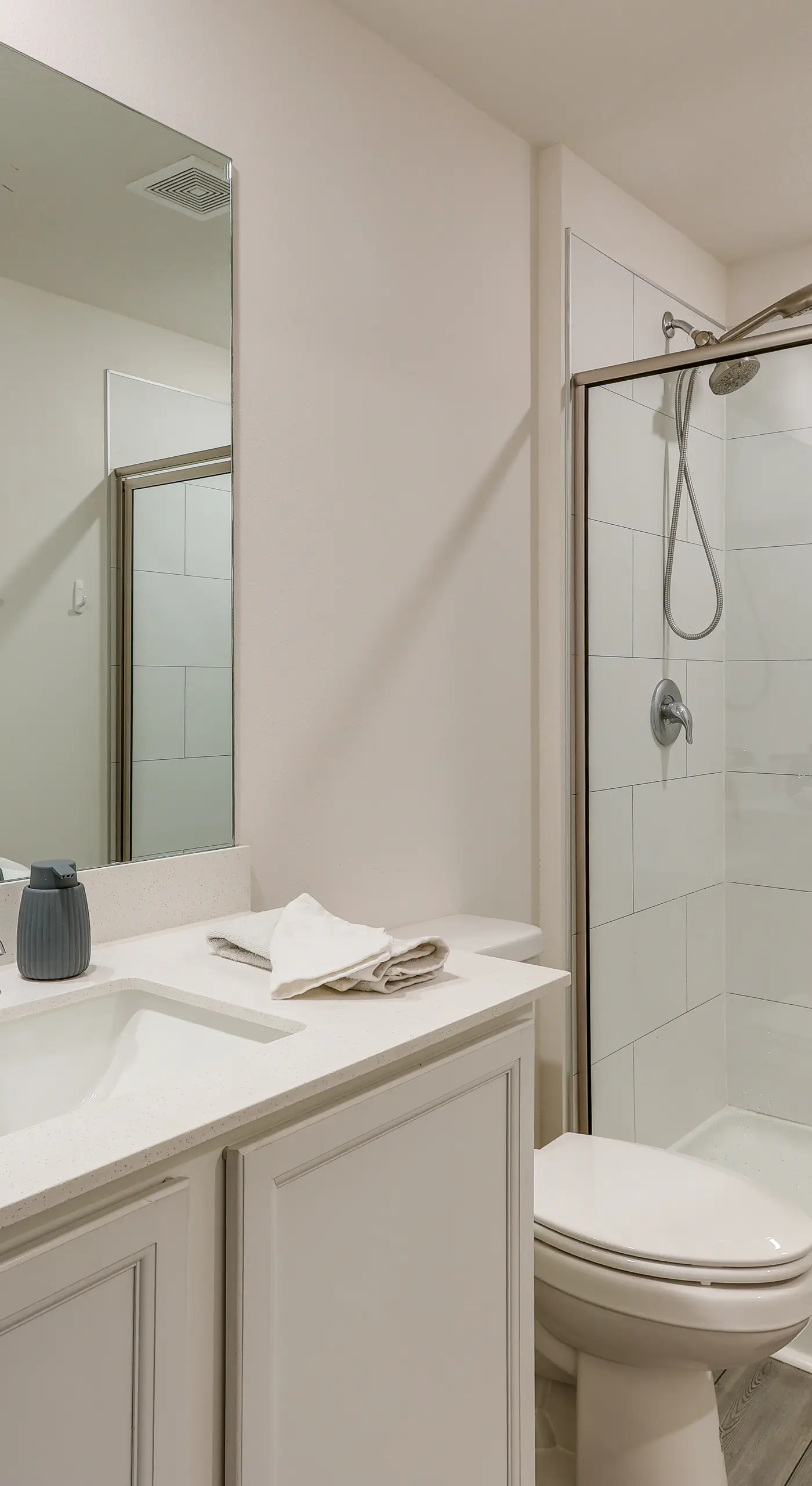 Sleek + Convenient Palm Bay Stay: Bring Your Pet!