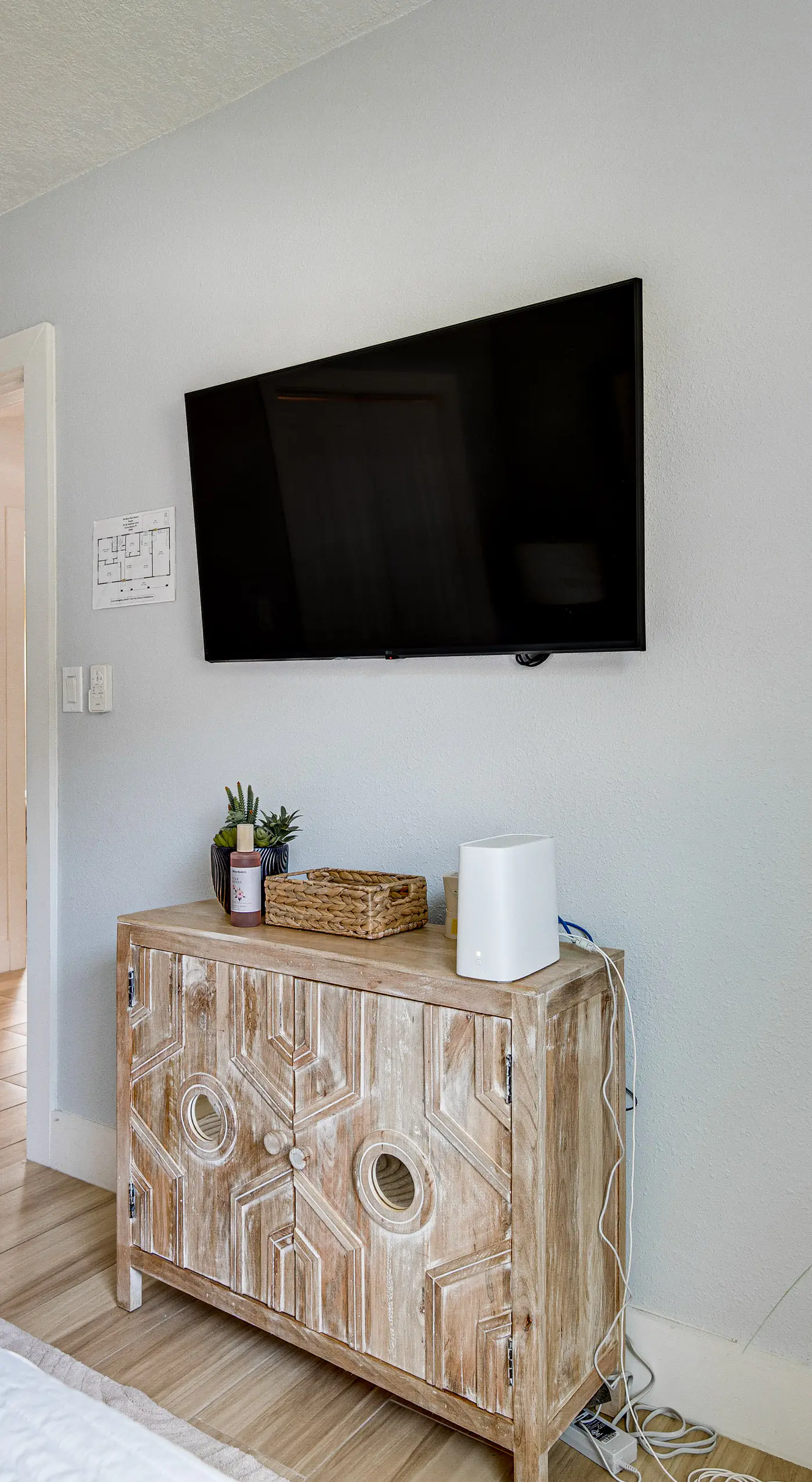 Pool & Spa, 2 Blocks to Beach! Cocoa Beach Retreat