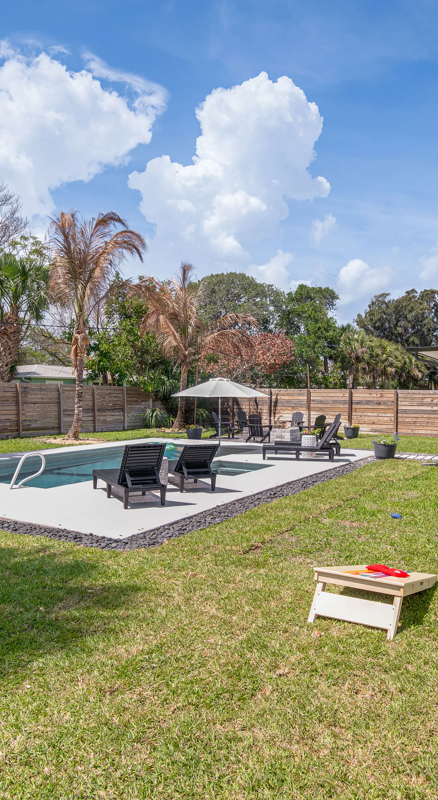 Pool & Spa, 2 Blocks to Beach! Cocoa Beach Retreat