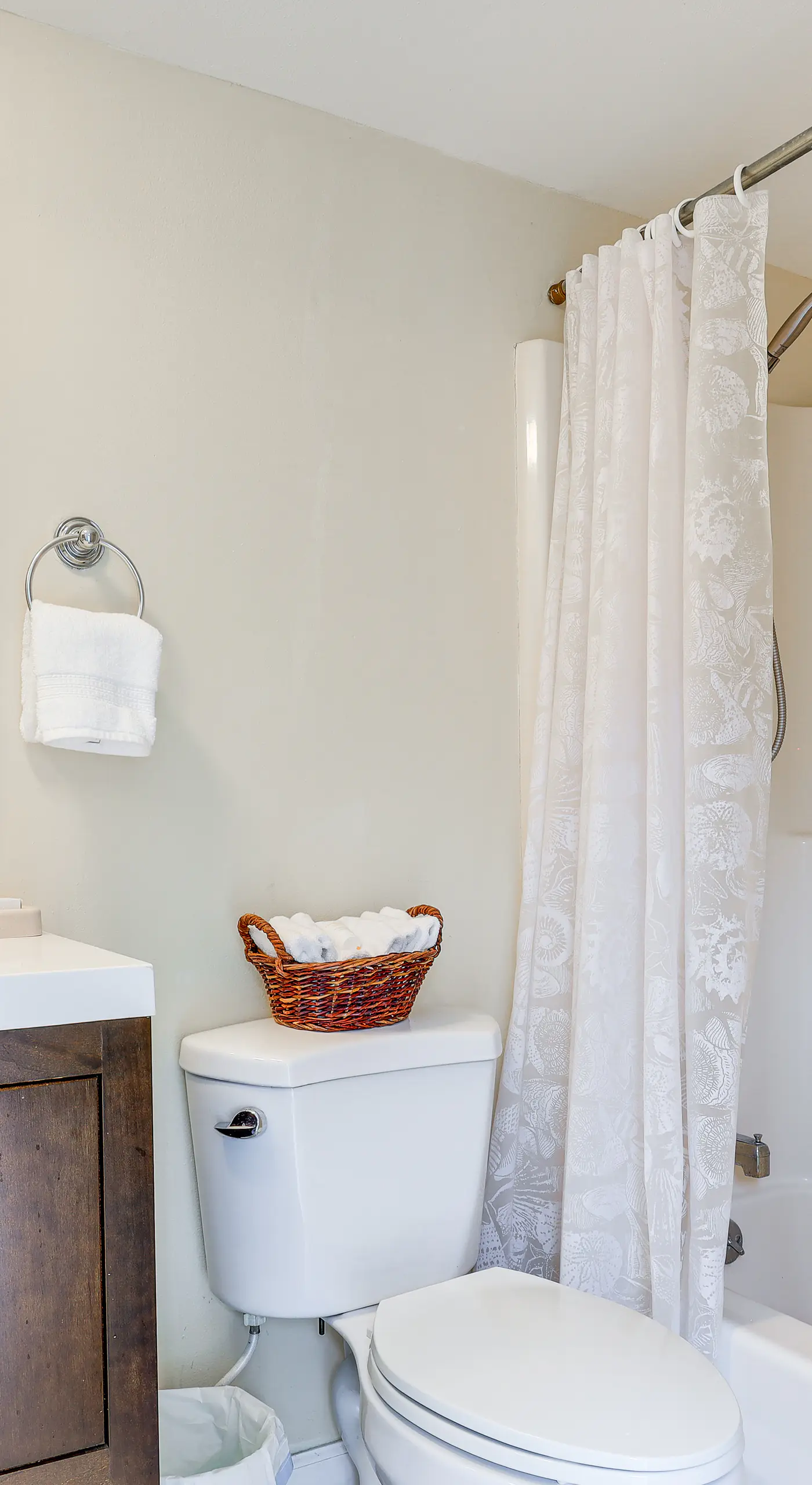 4 Mi to Beach! Jupiter Retreat w/ Pool Access