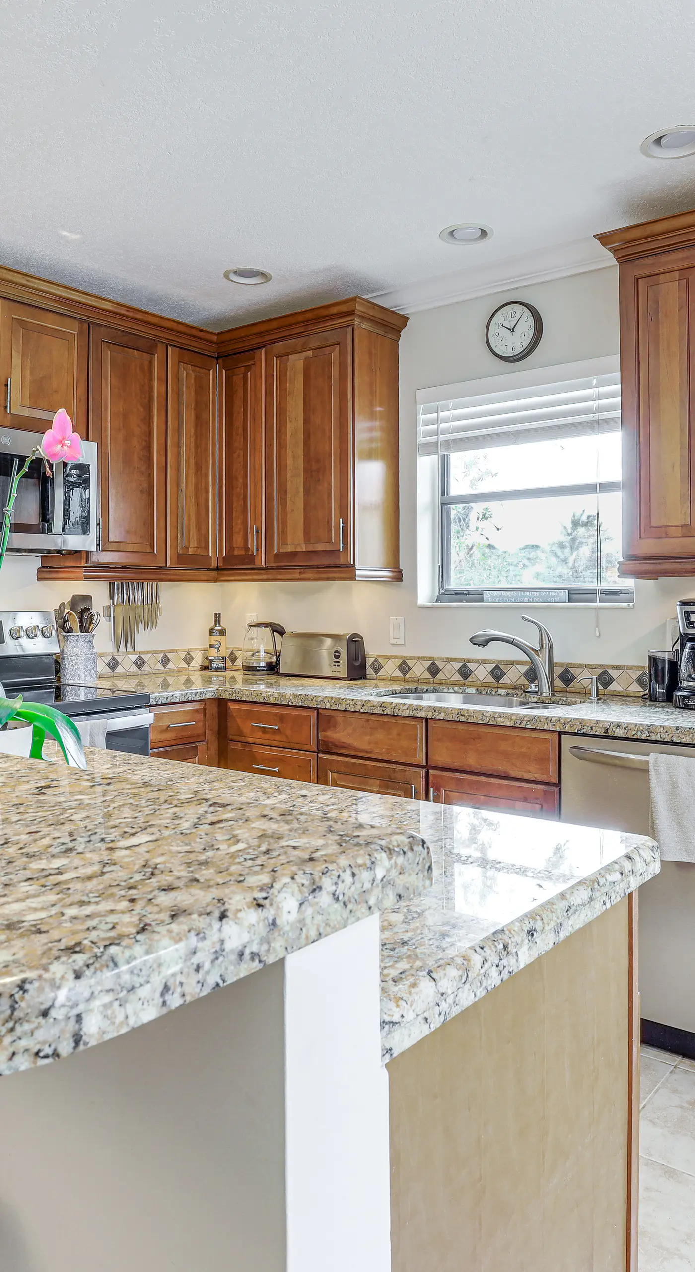 4 Mi to Beach! Jupiter Retreat w/ Pool Access