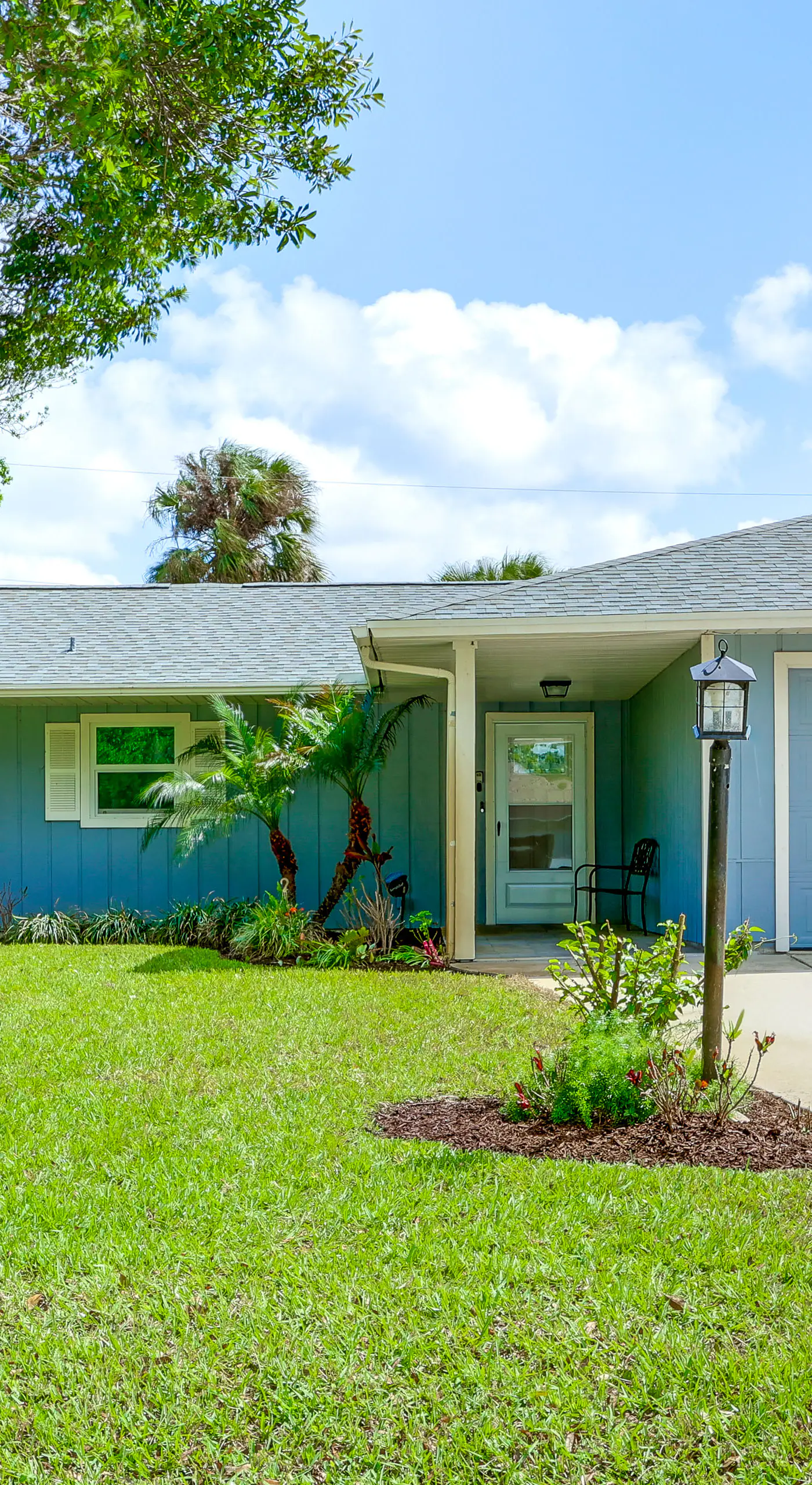 Private Yard, Lanai! Pet-Friendly Fort Pierce Home