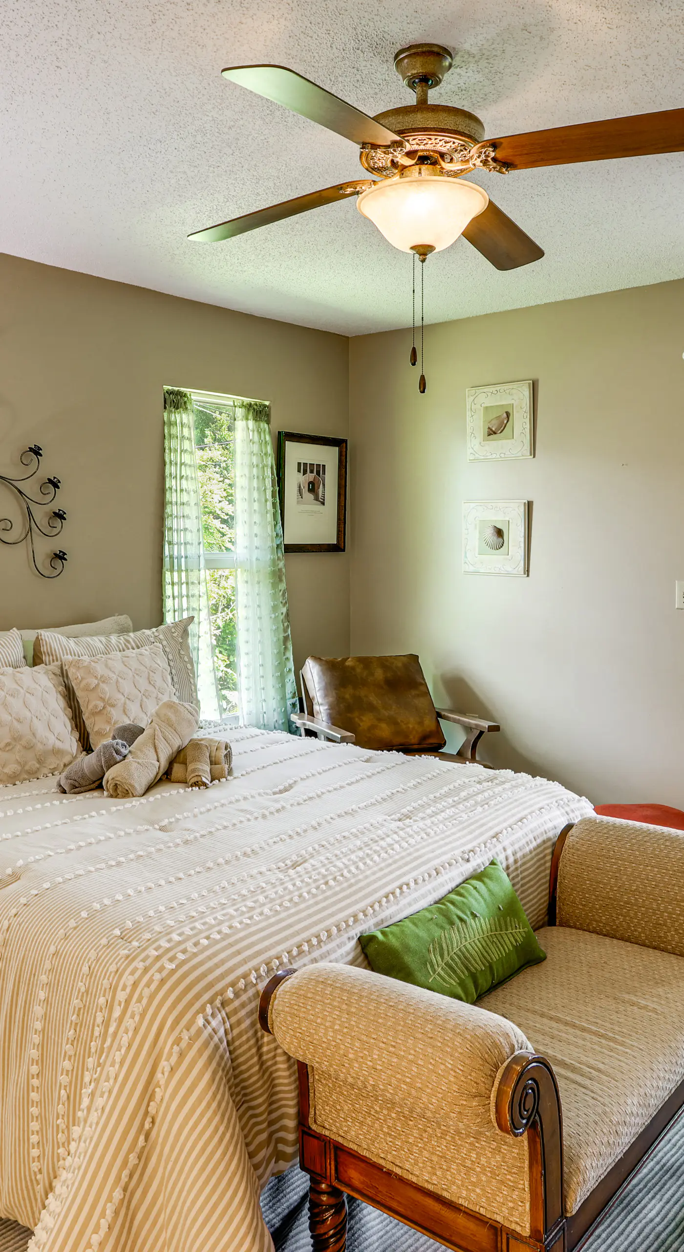 Private Yard, Lanai! Pet-Friendly Fort Pierce Home