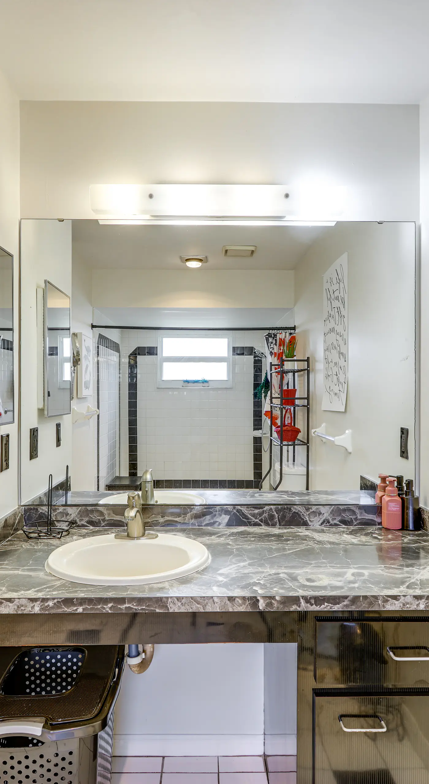 Private Yard, Lanai! Pet-Friendly Fort Pierce Home