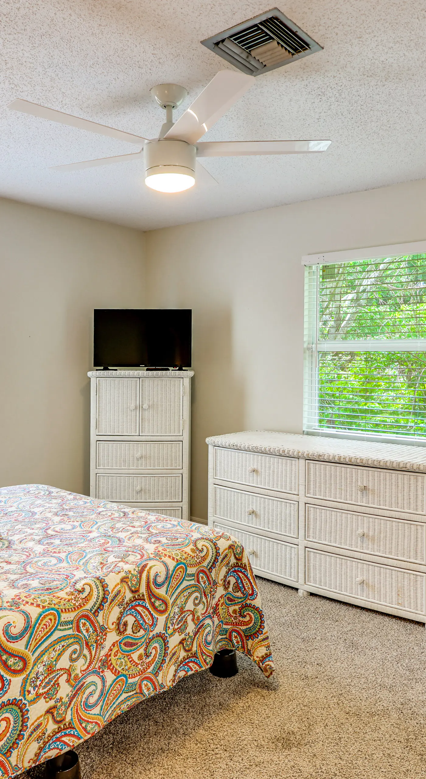 Private Yard, Lanai! Pet-Friendly Fort Pierce Home
