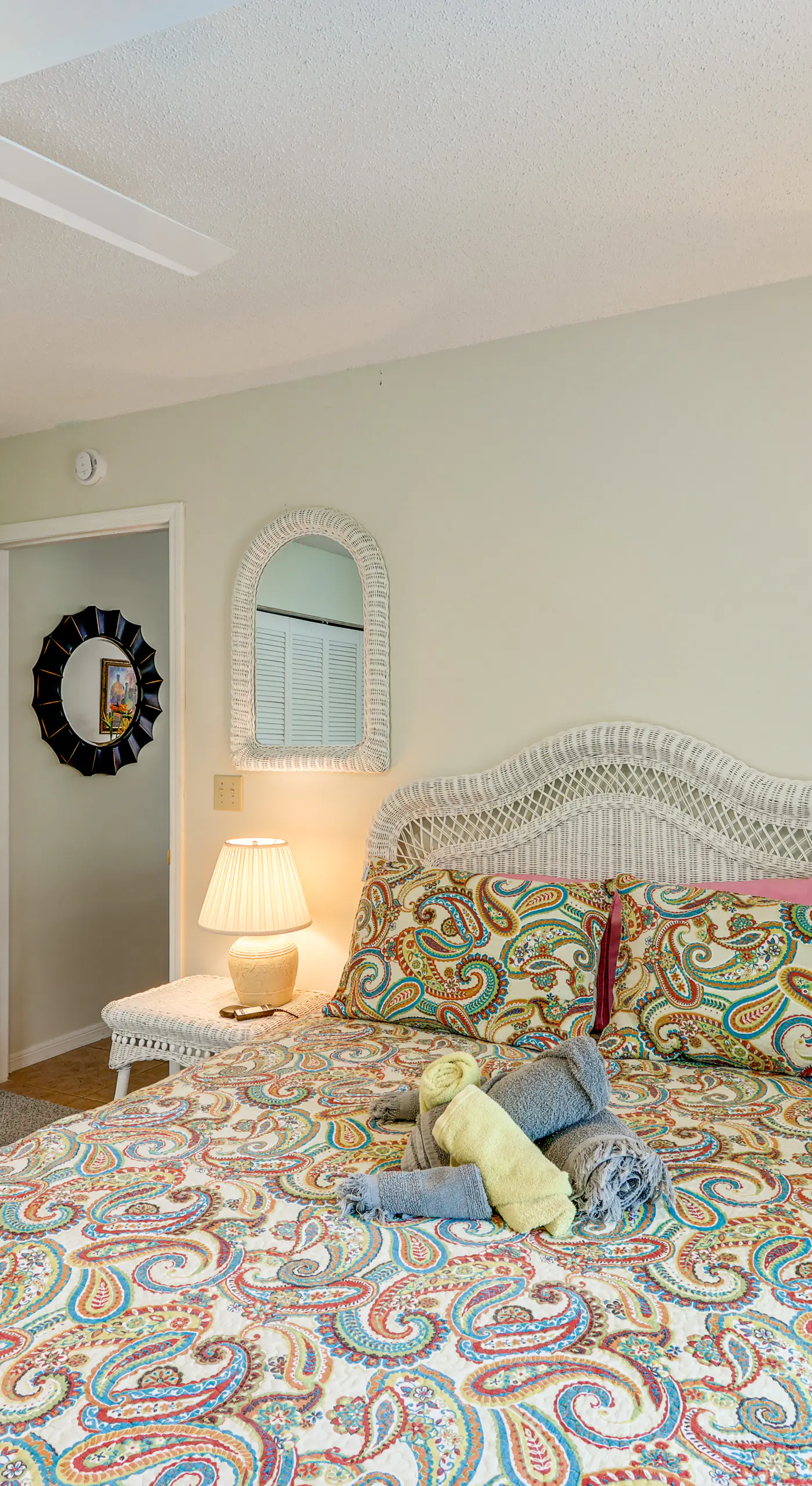 Private Yard, Lanai! Pet-Friendly Fort Pierce Home