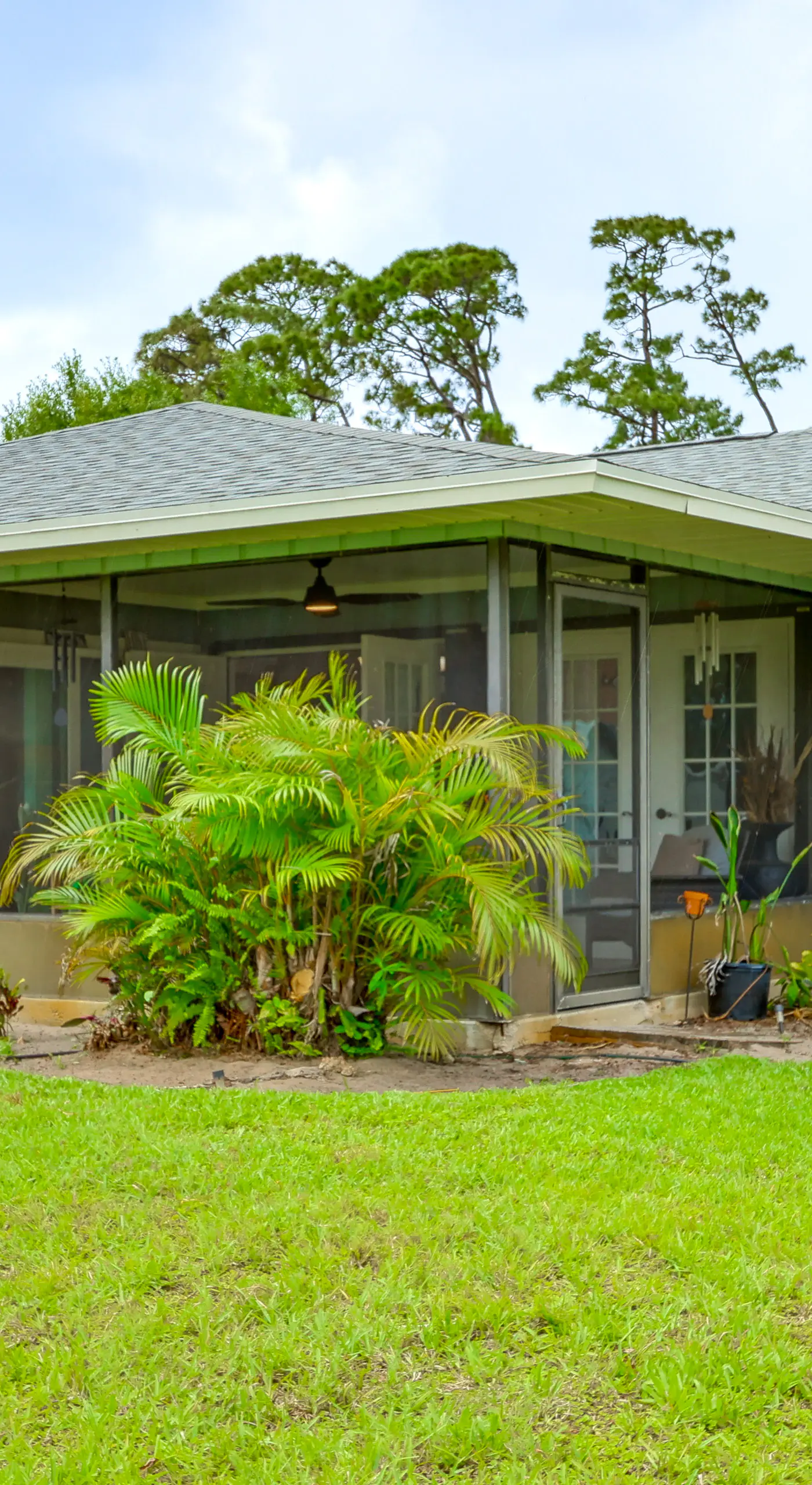 Private Yard, Lanai! Pet-Friendly Fort Pierce Home