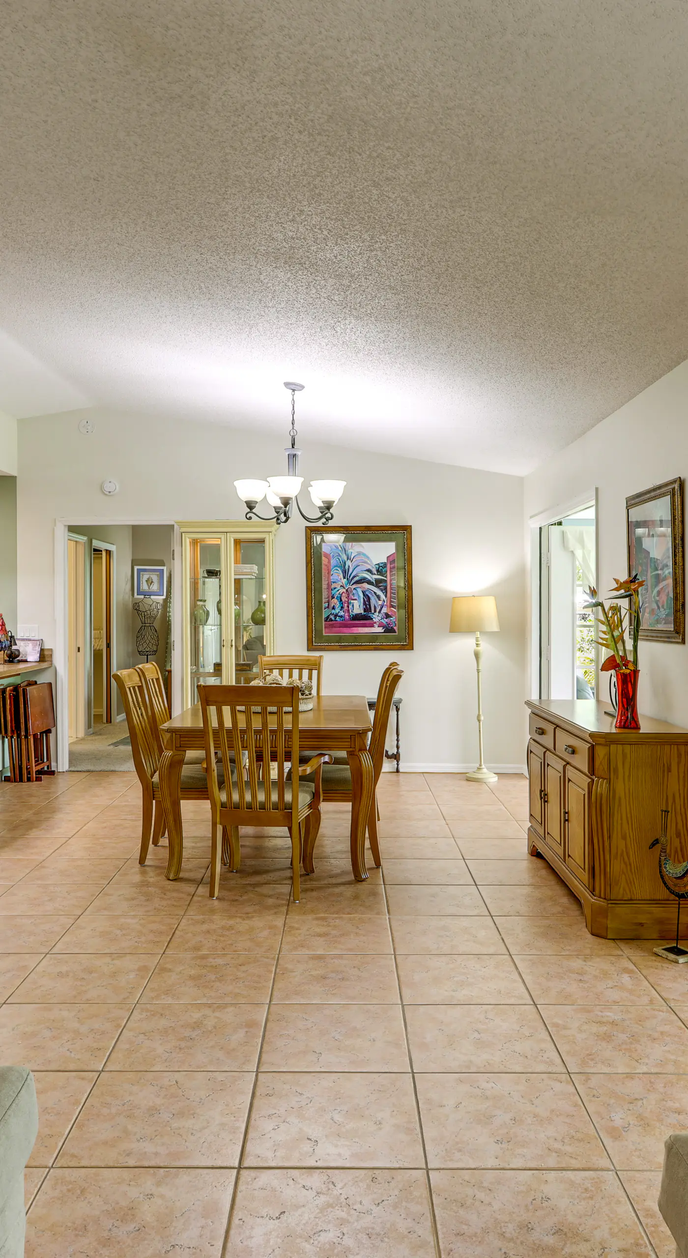 Private Yard, Lanai! Pet-Friendly Fort Pierce Home